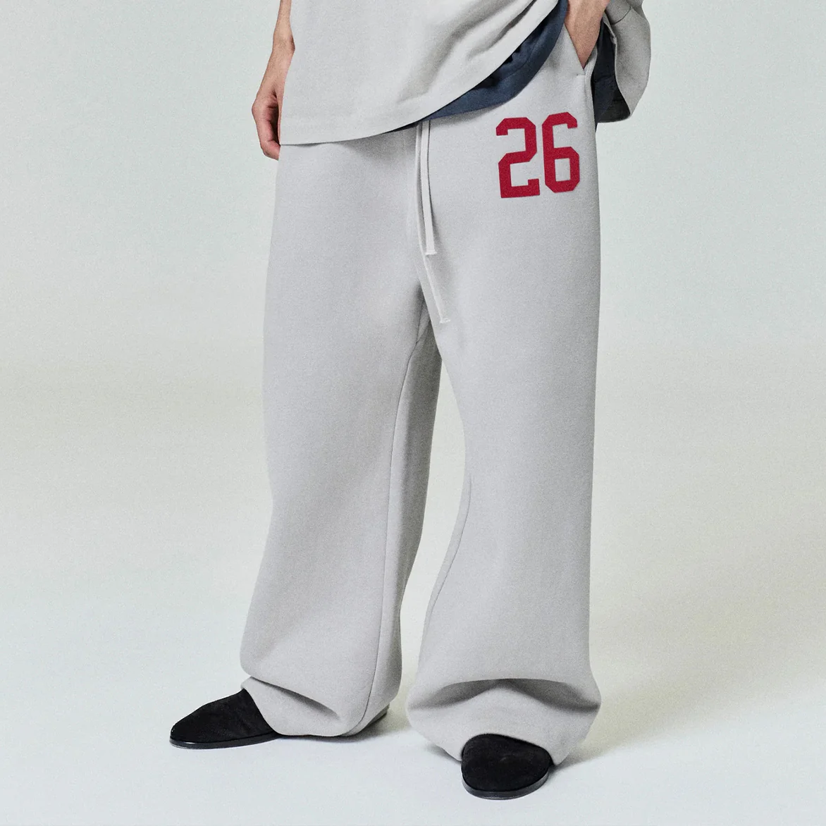 LOUNGE SWEATPANT - SMOKE GREY - Image 4
