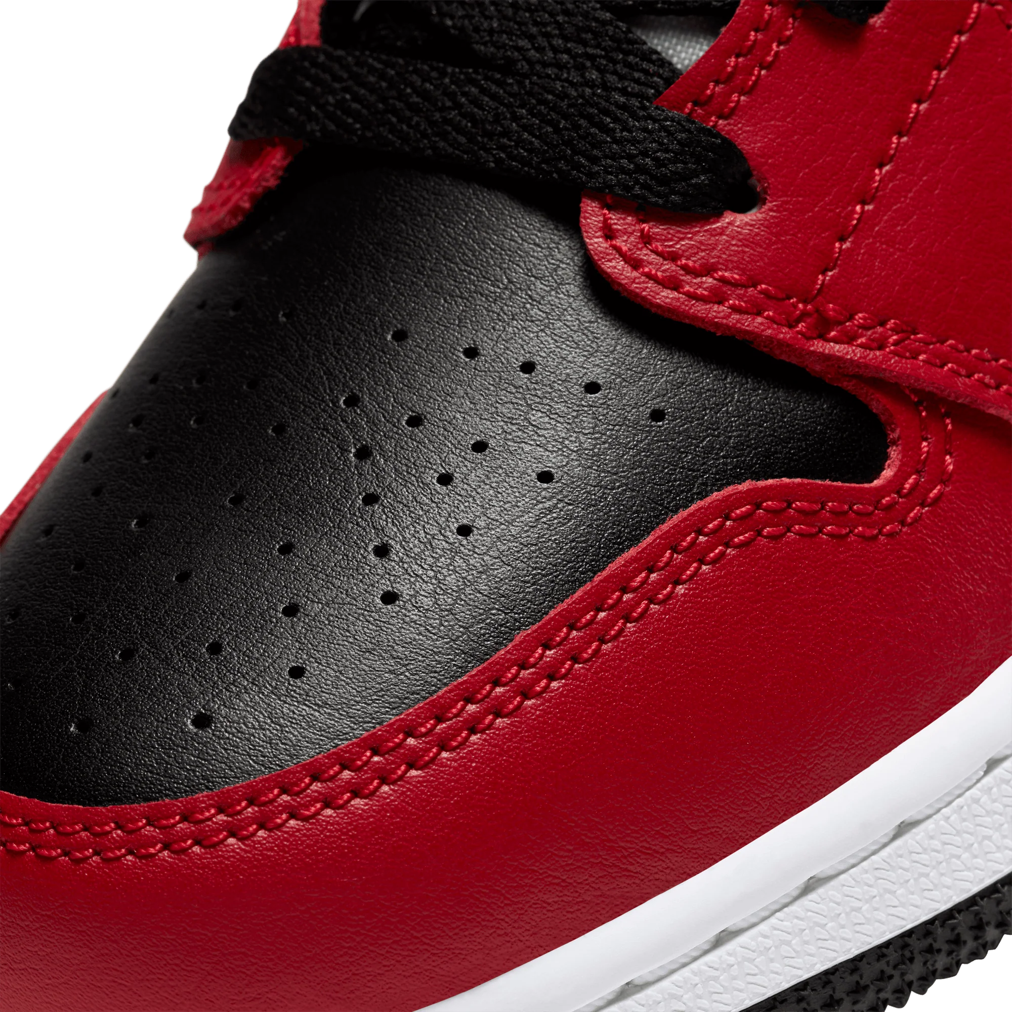 AIR JORDAN 1 MID (GS) "CHICAGO BLACK TOE" - Image 7