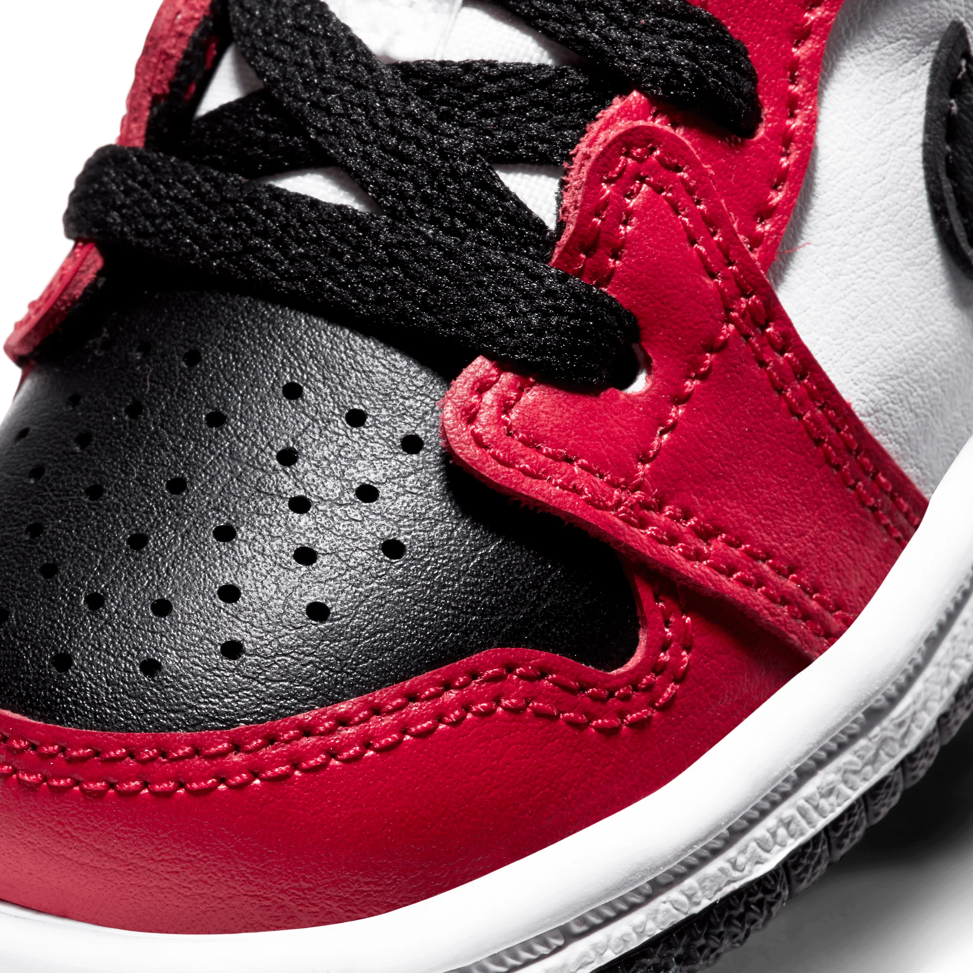 JORDAN 1 MID (TD) "CHICAGO BLACK TOE" - Image 7