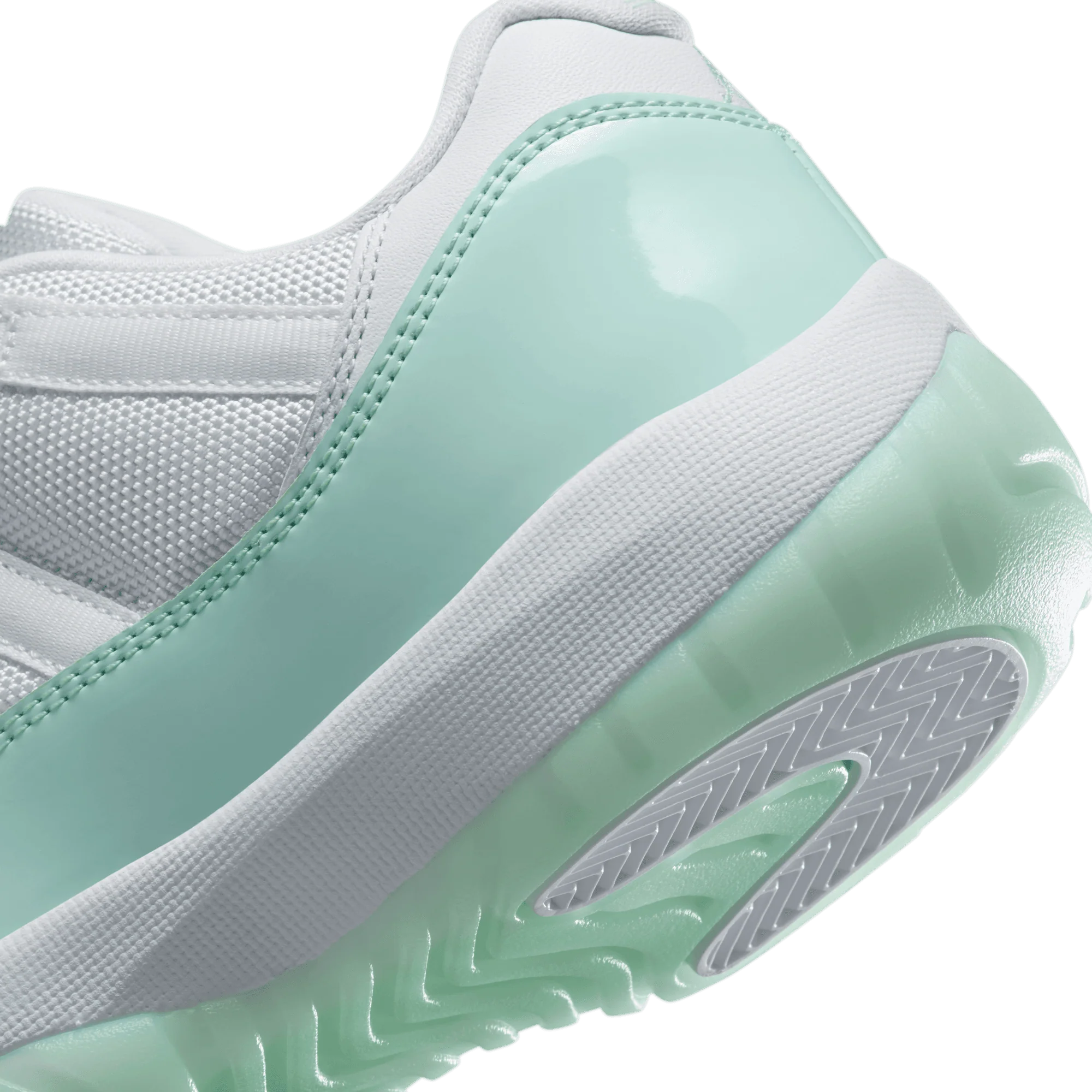 WMNS AIR JORDAN 11 RETRO LOW "IGLOO" - Image 8