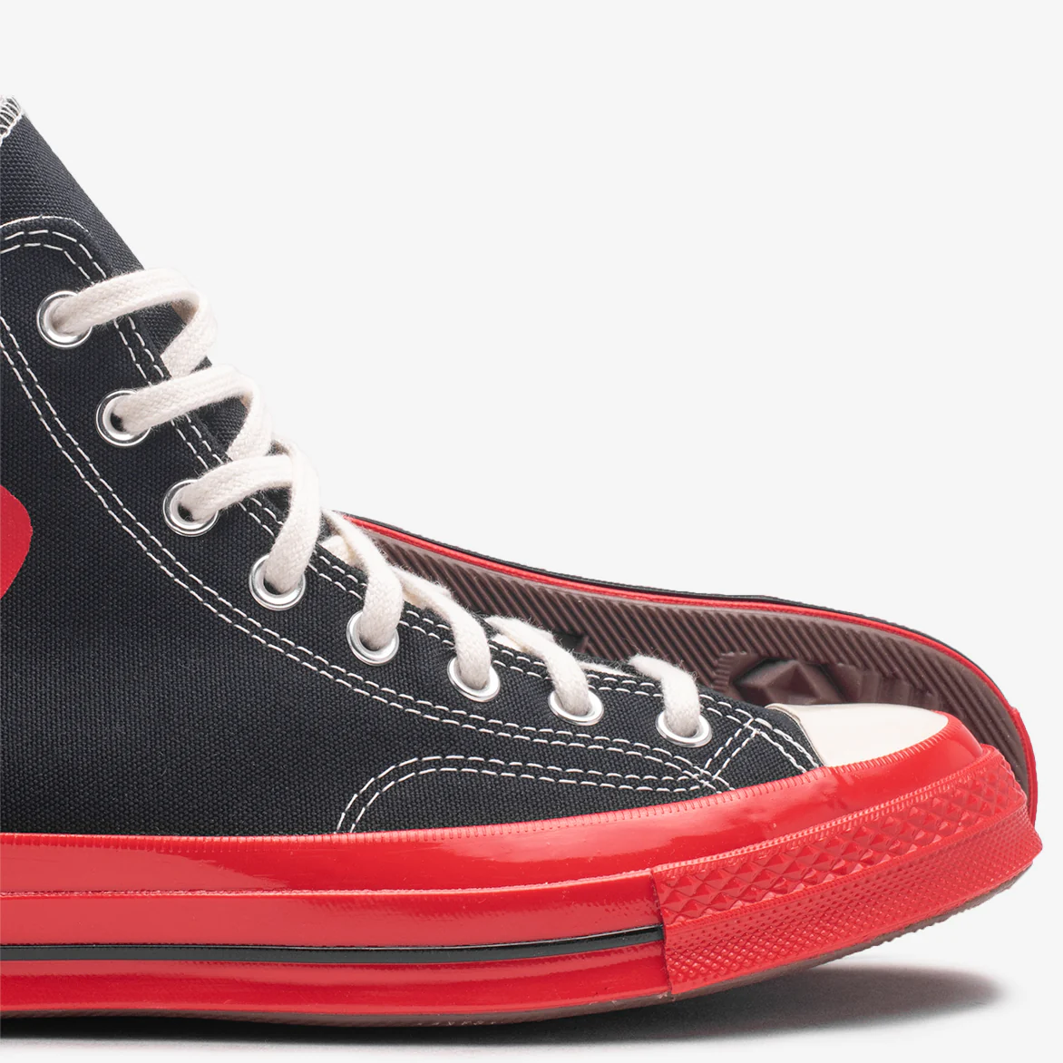 CDG PLAY X CONVERSE CHUCK 70 HIGH - BLACK / RED - Image 4