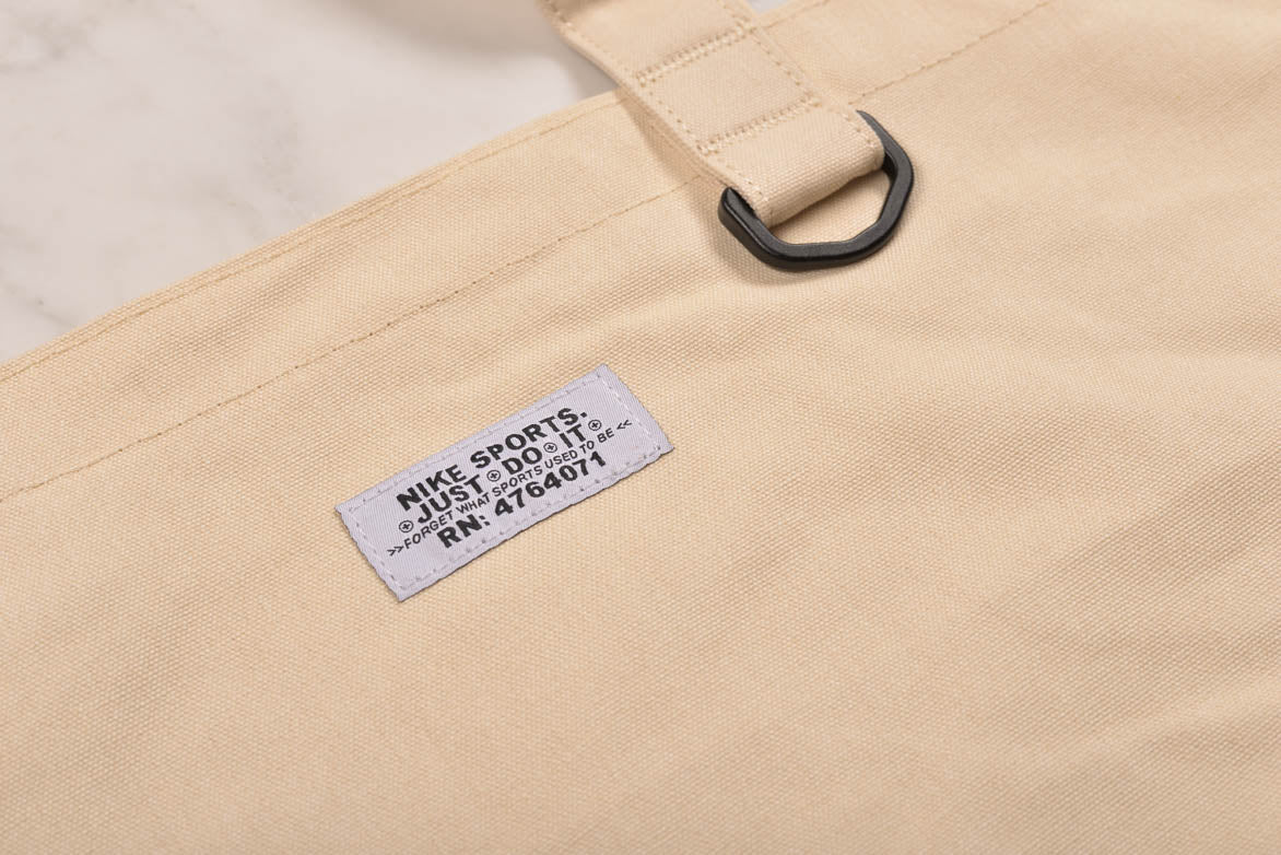 HERITAGE TOTE BAG - NATURAL / FLAT SILVER / BLACK - Image 4
