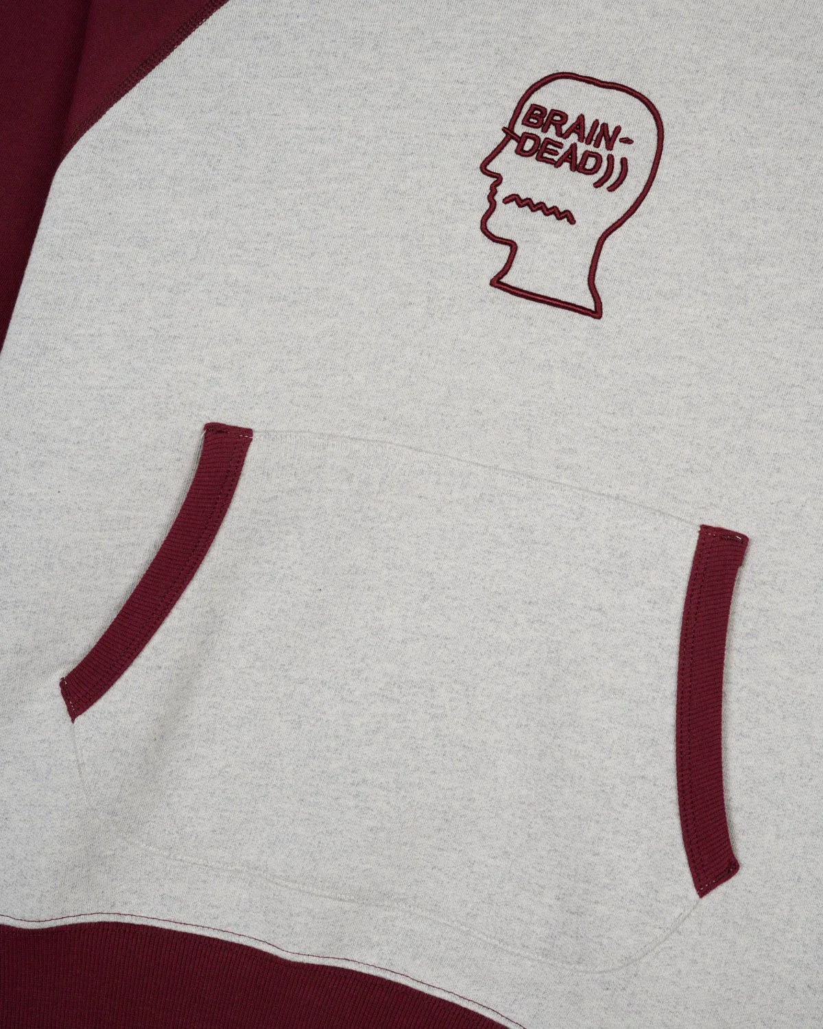 FLEECE LOGO HEAD RAGLAN HOODIE - OATMEAL MAROON - Image 3