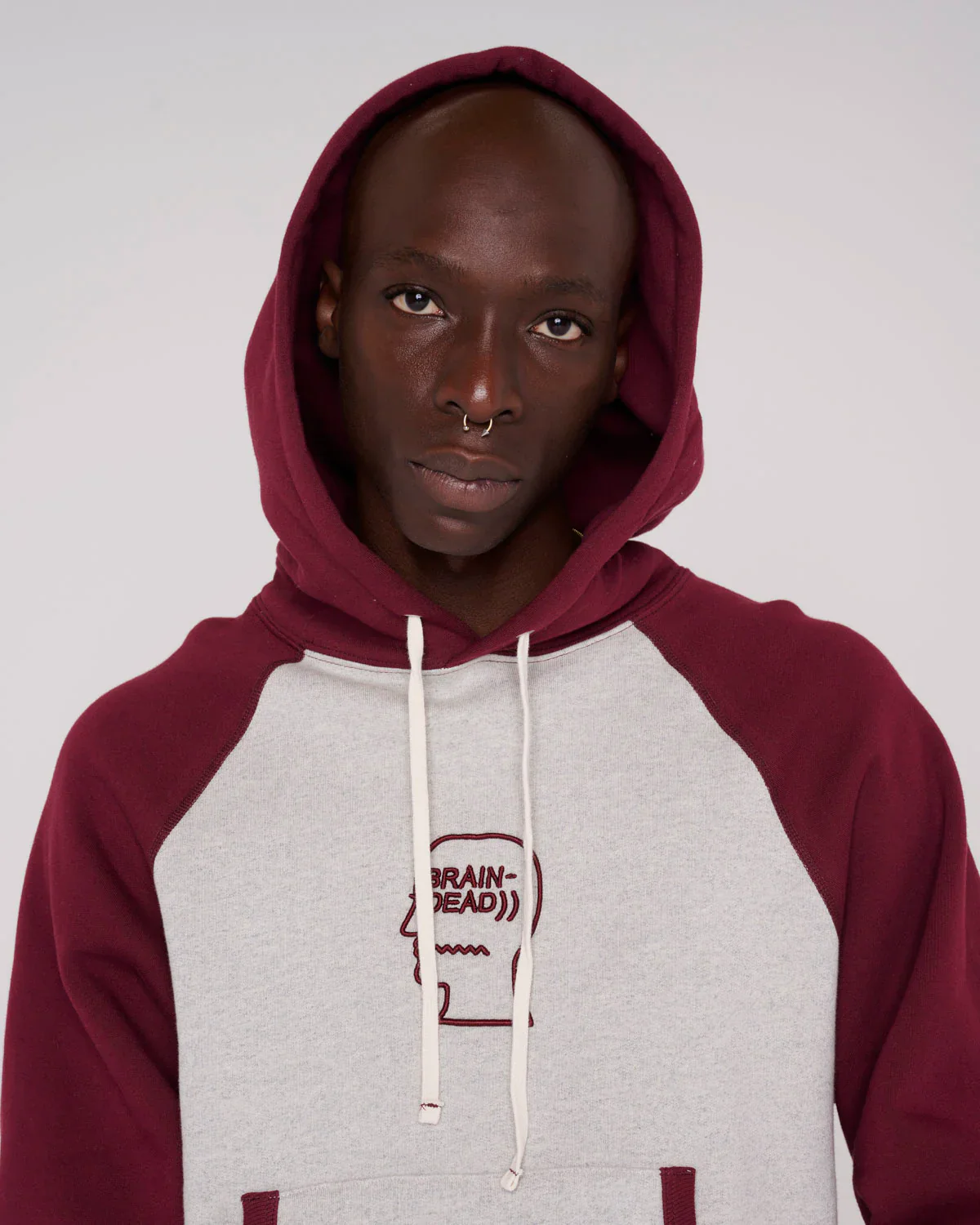 FLEECE LOGO HEAD RAGLAN HOODIE - OATMEAL MAROON - Image 7