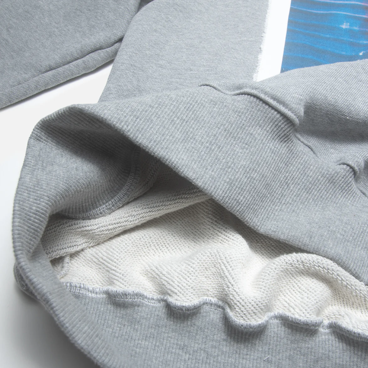 Corner Store x Tsu Surf x 1000WORD$ "FREE SURF" CREW - HEATHER GREY - Image 7