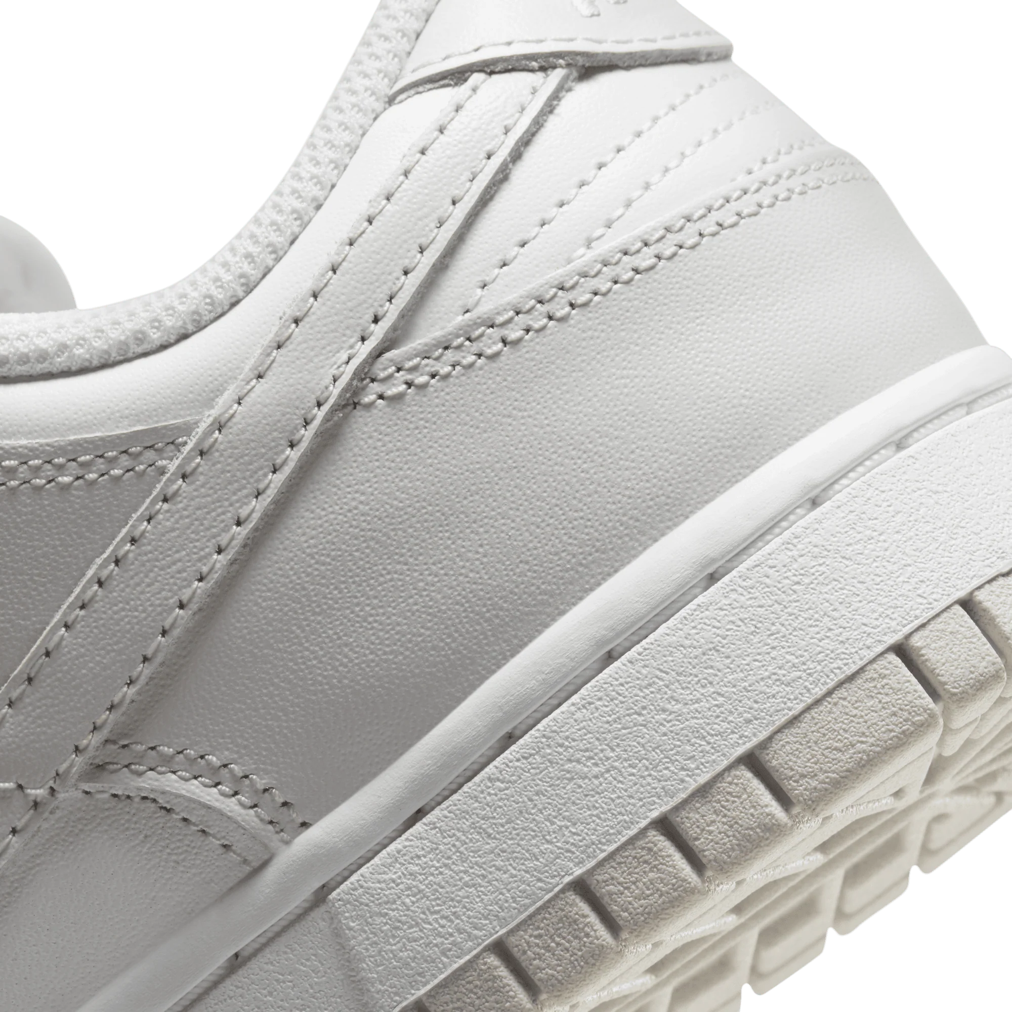 WMNS DUNK LOW "PHOTON DUST" - Image 7