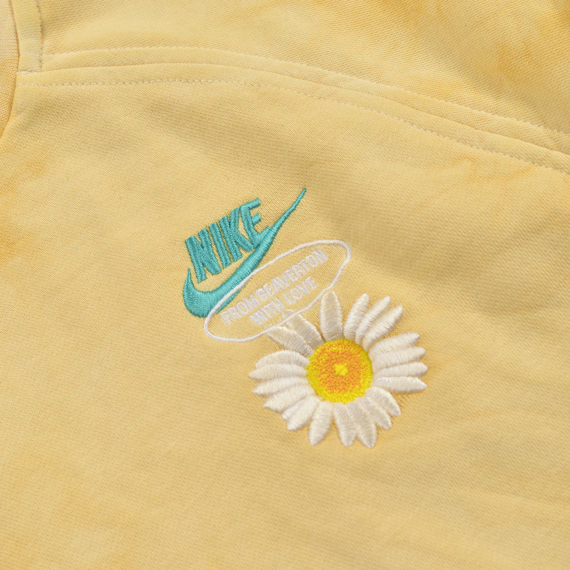 NSW FRENCH TERRY CREW "WITH LOVE FROM BEAVERTON" - SANDED GOLD - Image 3