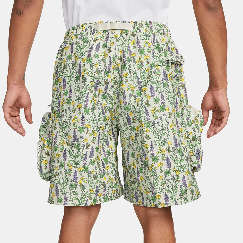 NIKE ACG FLORAL CARGO SHORT - Image 3