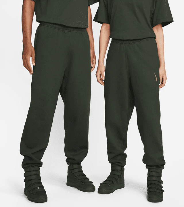 BILLIE EILISH X NIKE FLEECE PANT "SEQUOIA" - Image 3