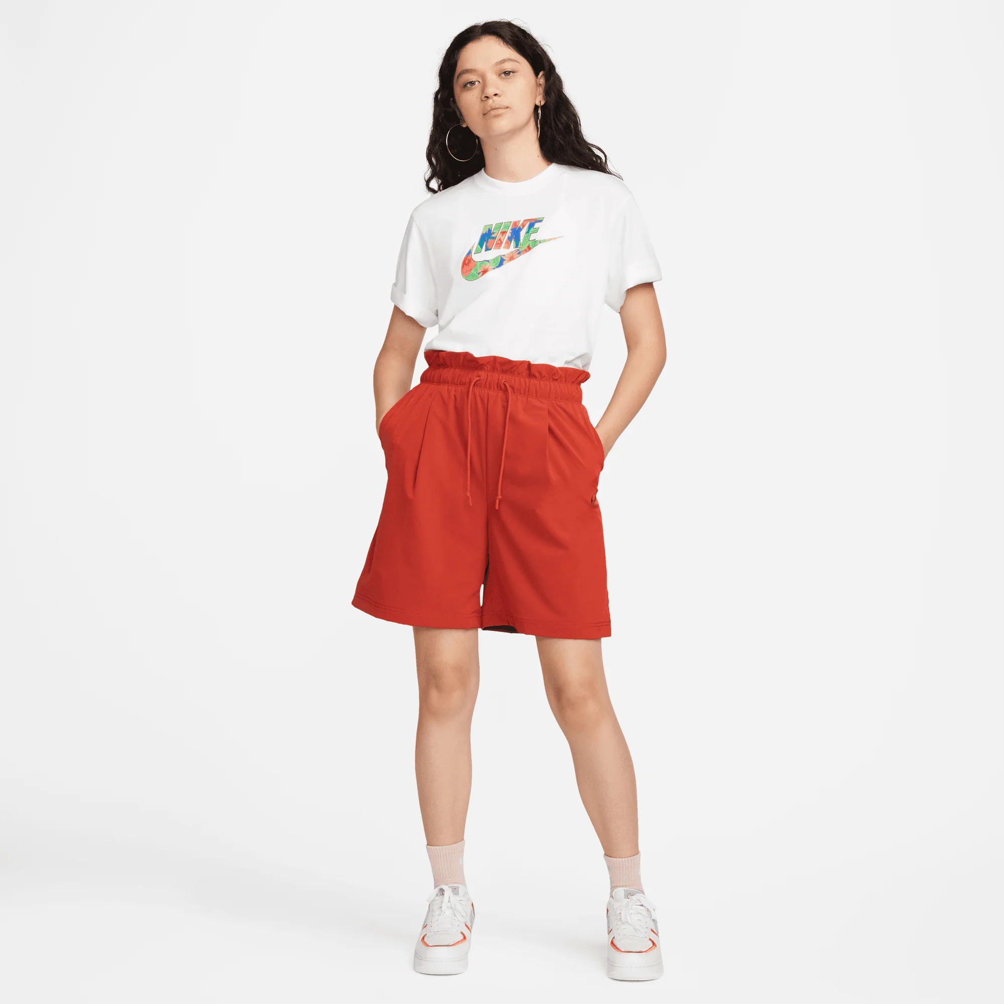 WMNS LOGO TEE - WHITE - Image 4