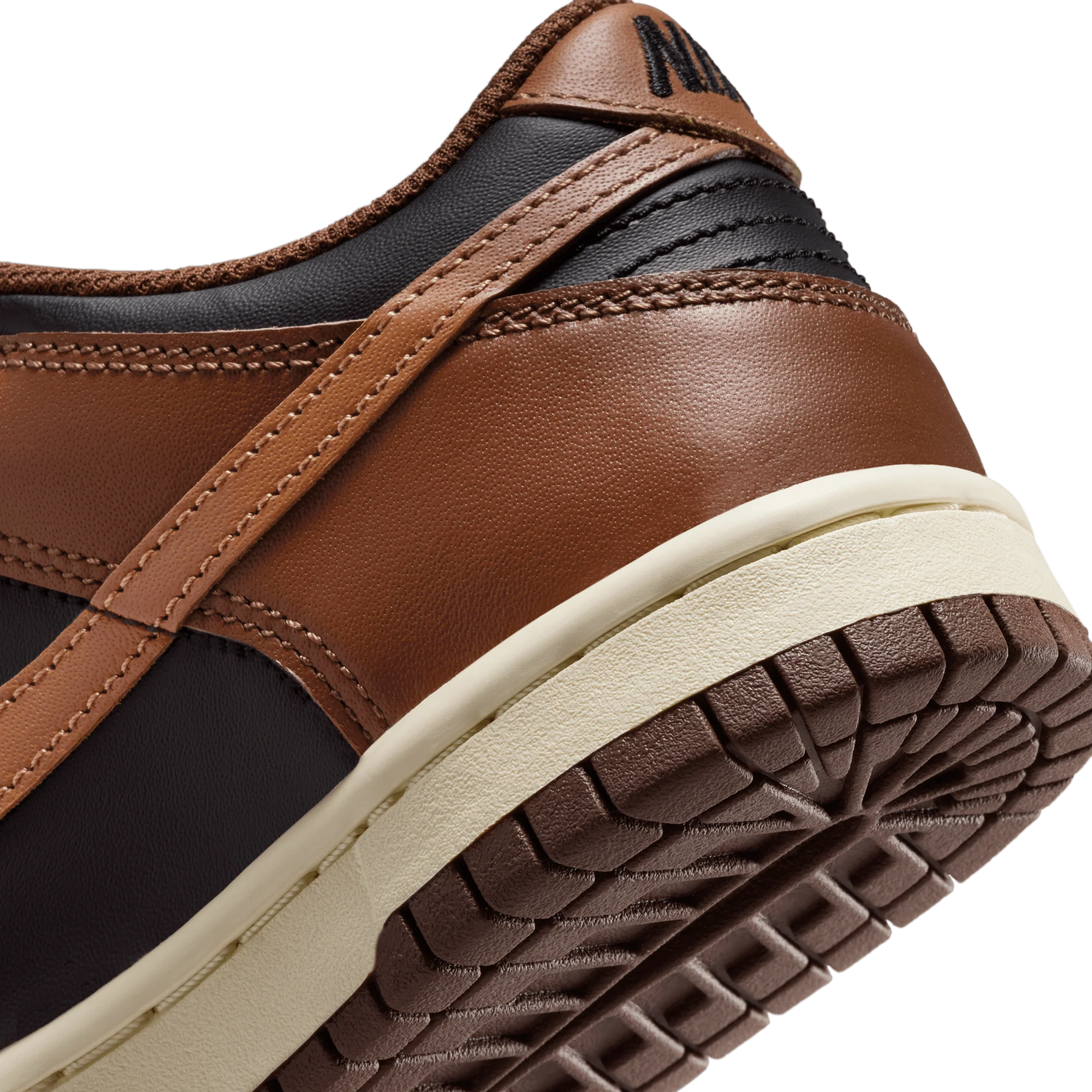 DUNK LOW (GS) - BLACK / CACAO WOW - Image 7