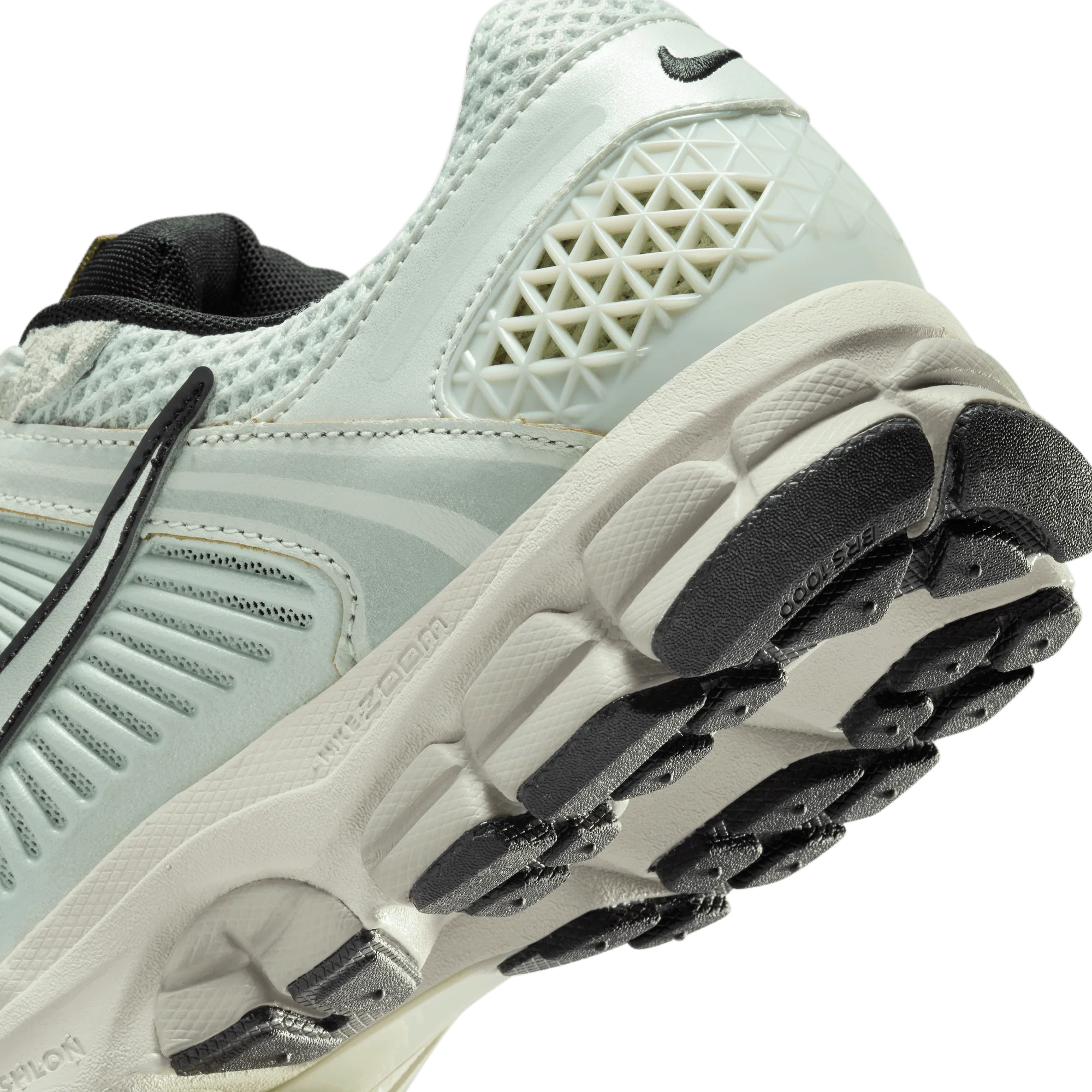 WMNS ZOOM VOMERO 5 - LIGHT SILVER / CHROME - Image 8