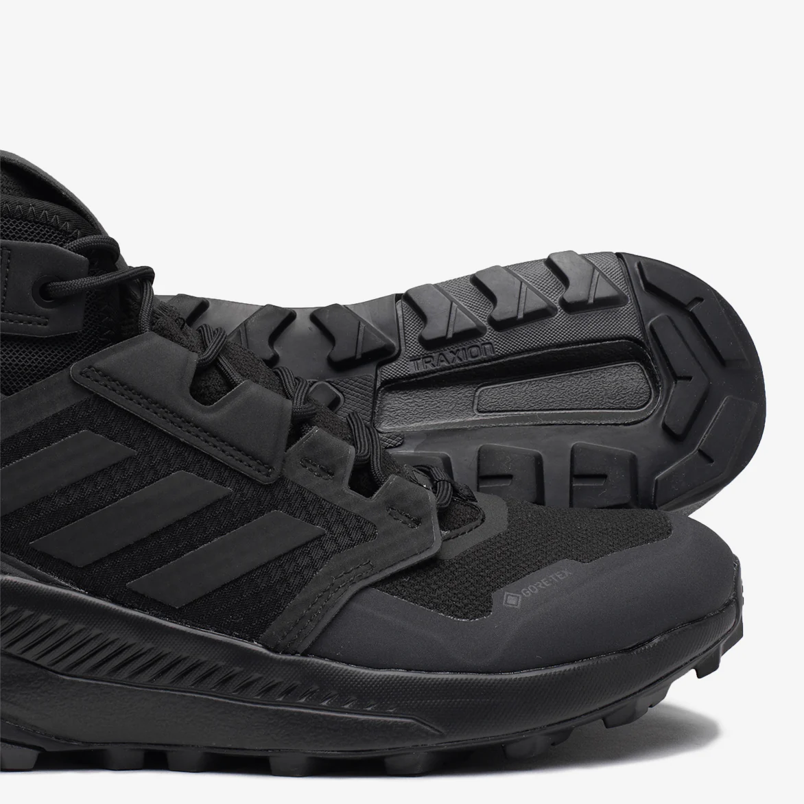 PHARRELL X ADIDAS TERREX TRAILMAKER MID "TRIPLE BLACK" - Image 4