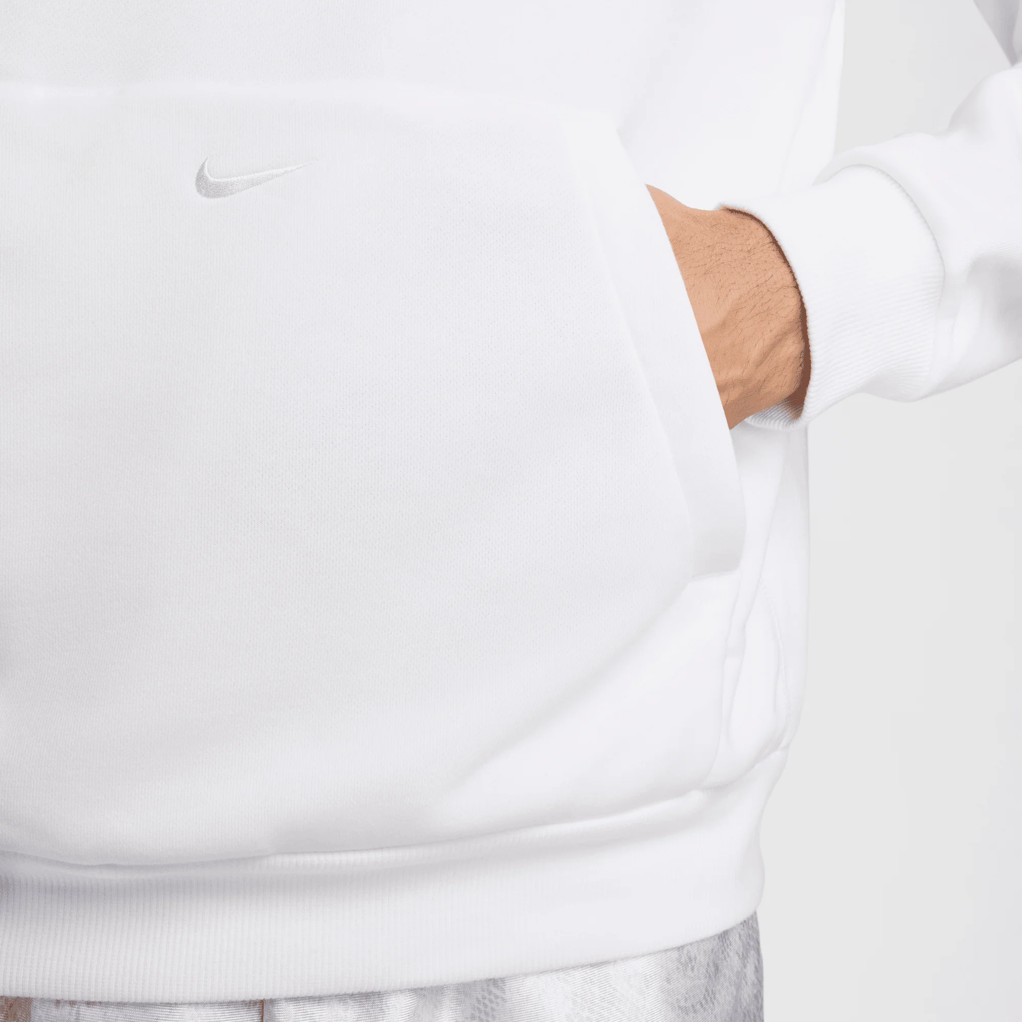 KOBE DRI-FIT STANDARD ISSUE HOODIE "HALO" - Image 6