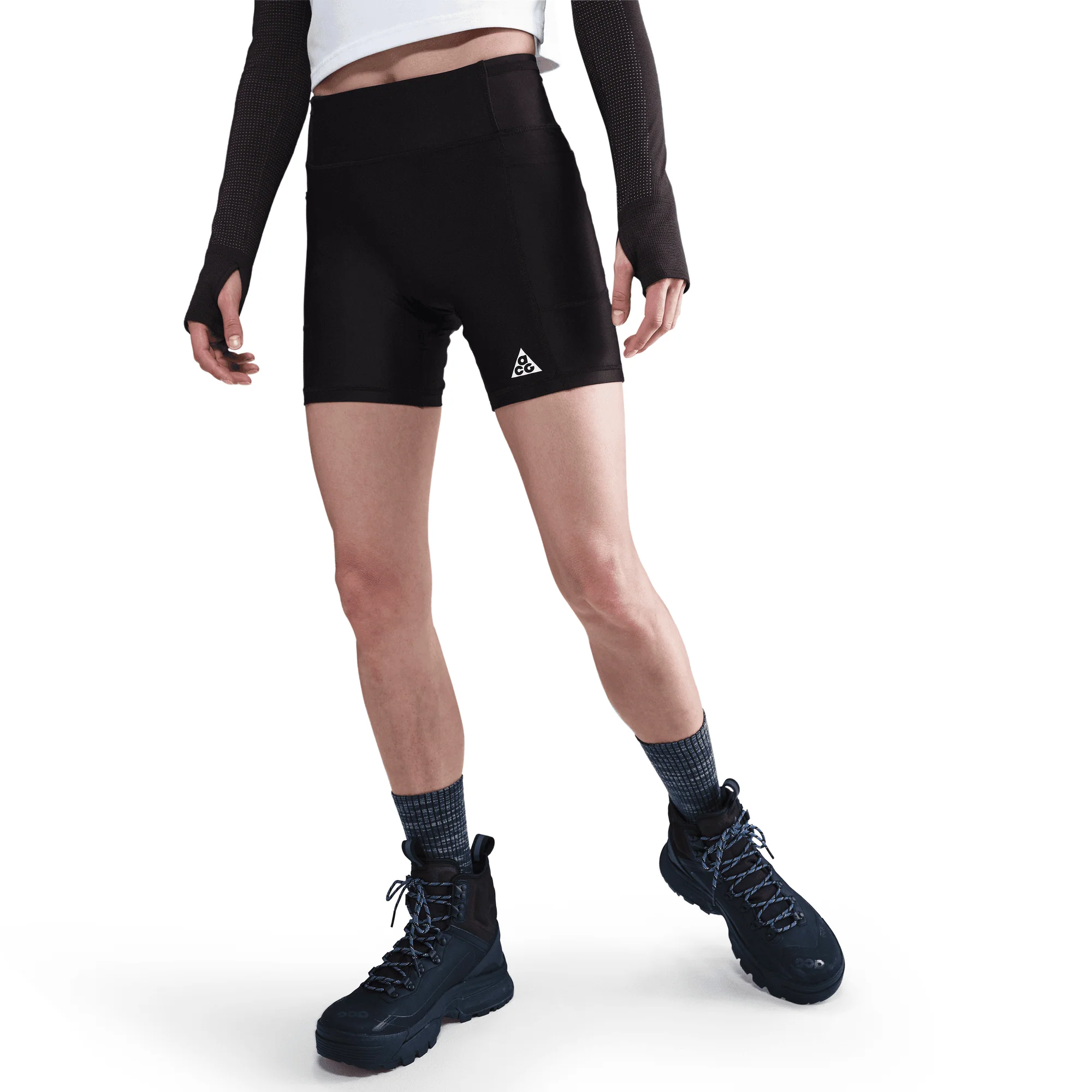 WMNS ACG DRI-FIT ADV MID-RISE 6" TREE FROG SHORTS - BLACK