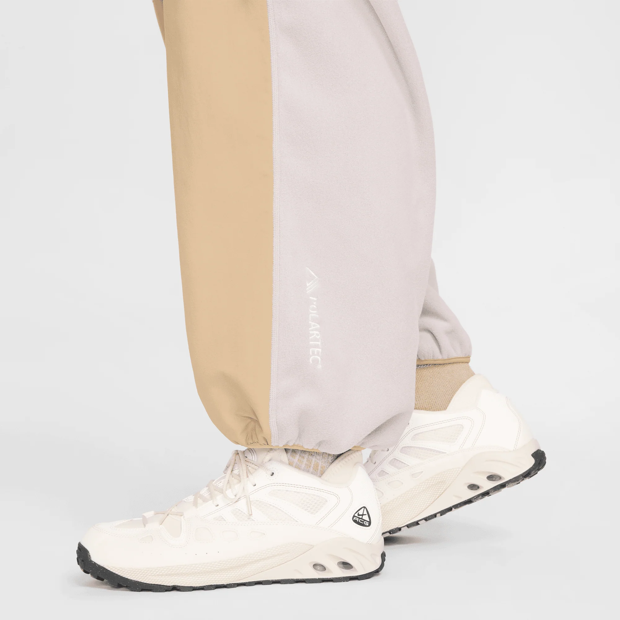 ACG WOLF TREE PLUS FLEECE PANTS - COLLEGE GREY / PARACHUTE BEIGE - Image 6