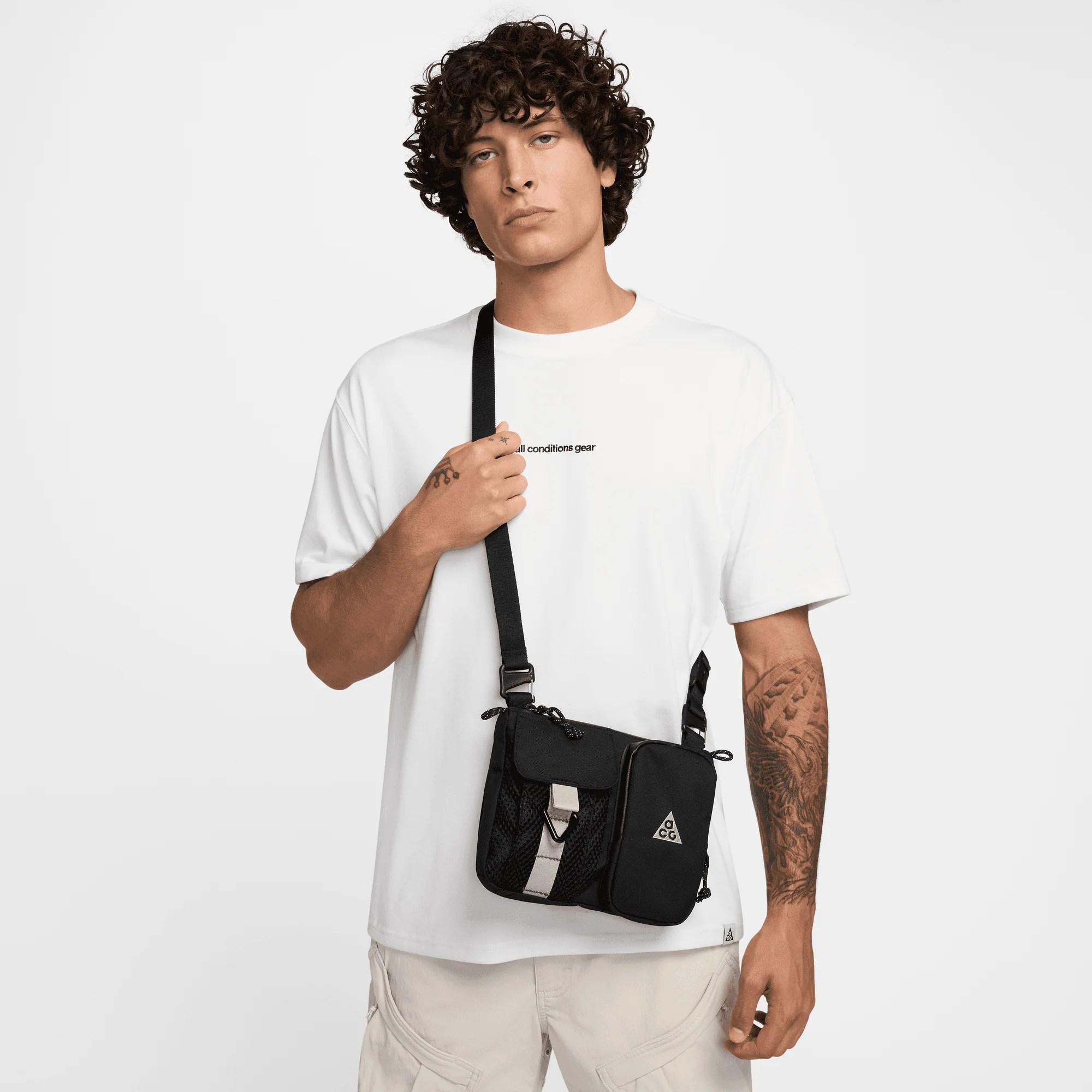 ACG "DAYMAX" CROSSBODY BAG - BLACK - Image 9