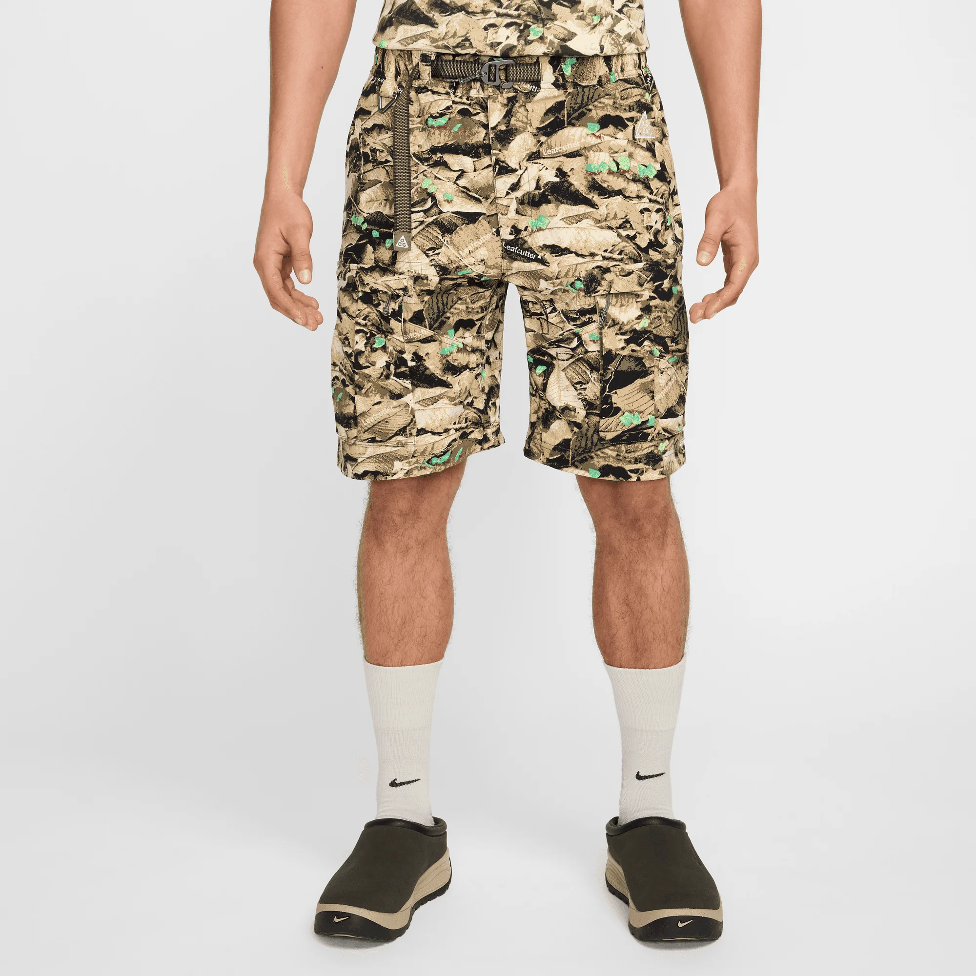 ACG SMITH SUMMIT CARGO PANTS - PARACHUTE BEIGE / SEQUOIA - Image 3