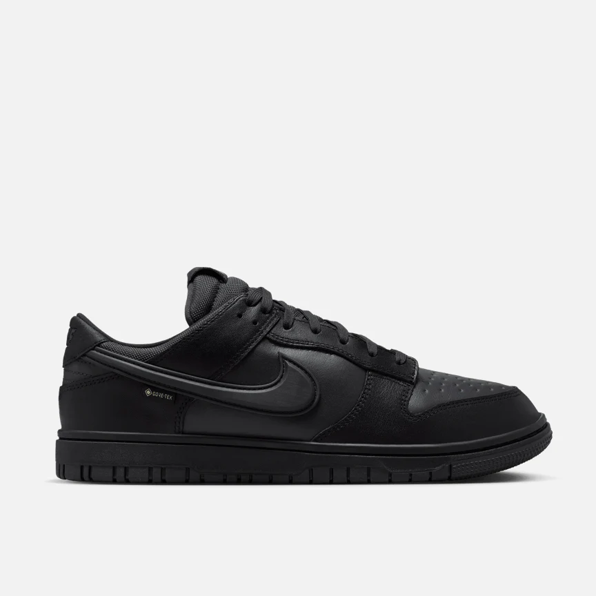 DUNK LOW GTX "TRIPLE BLACK"