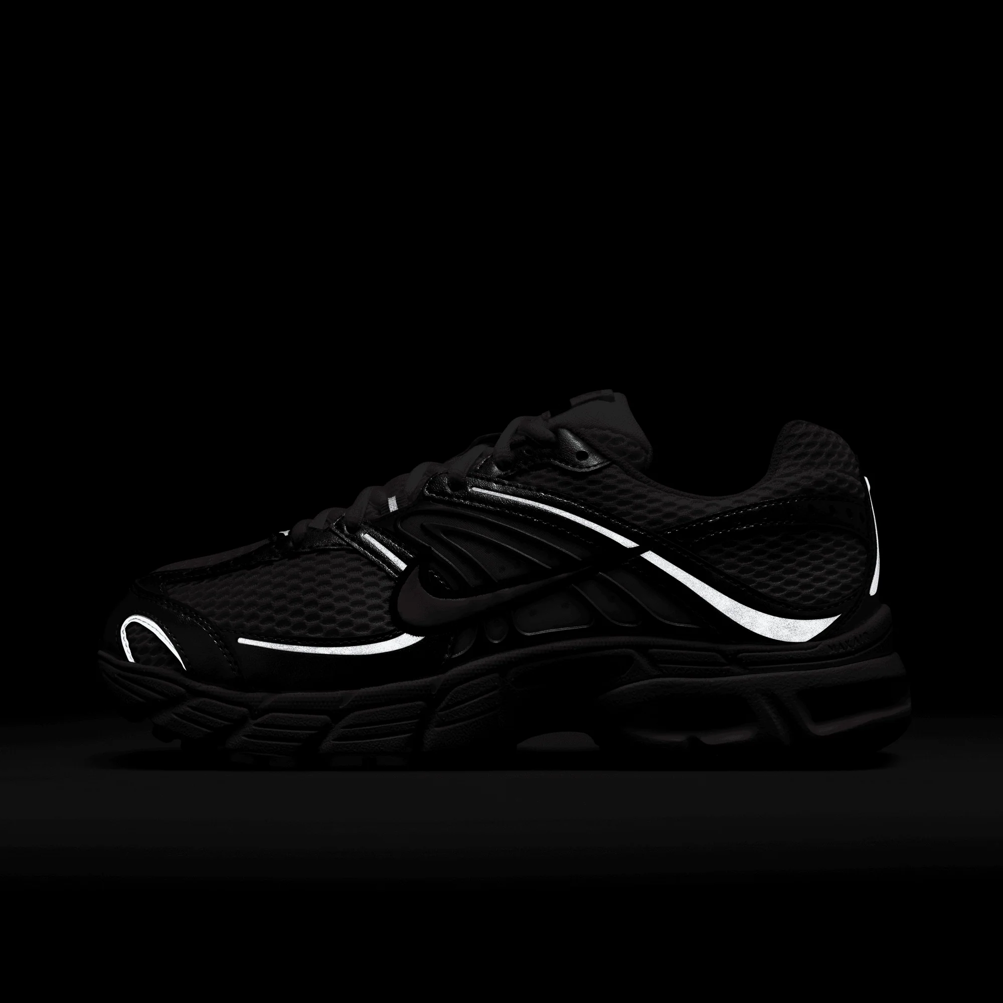 WMNS AIR MAX MOTO 2K - WHITE / METALLIC SILVER / PINK SPELL - Image 9