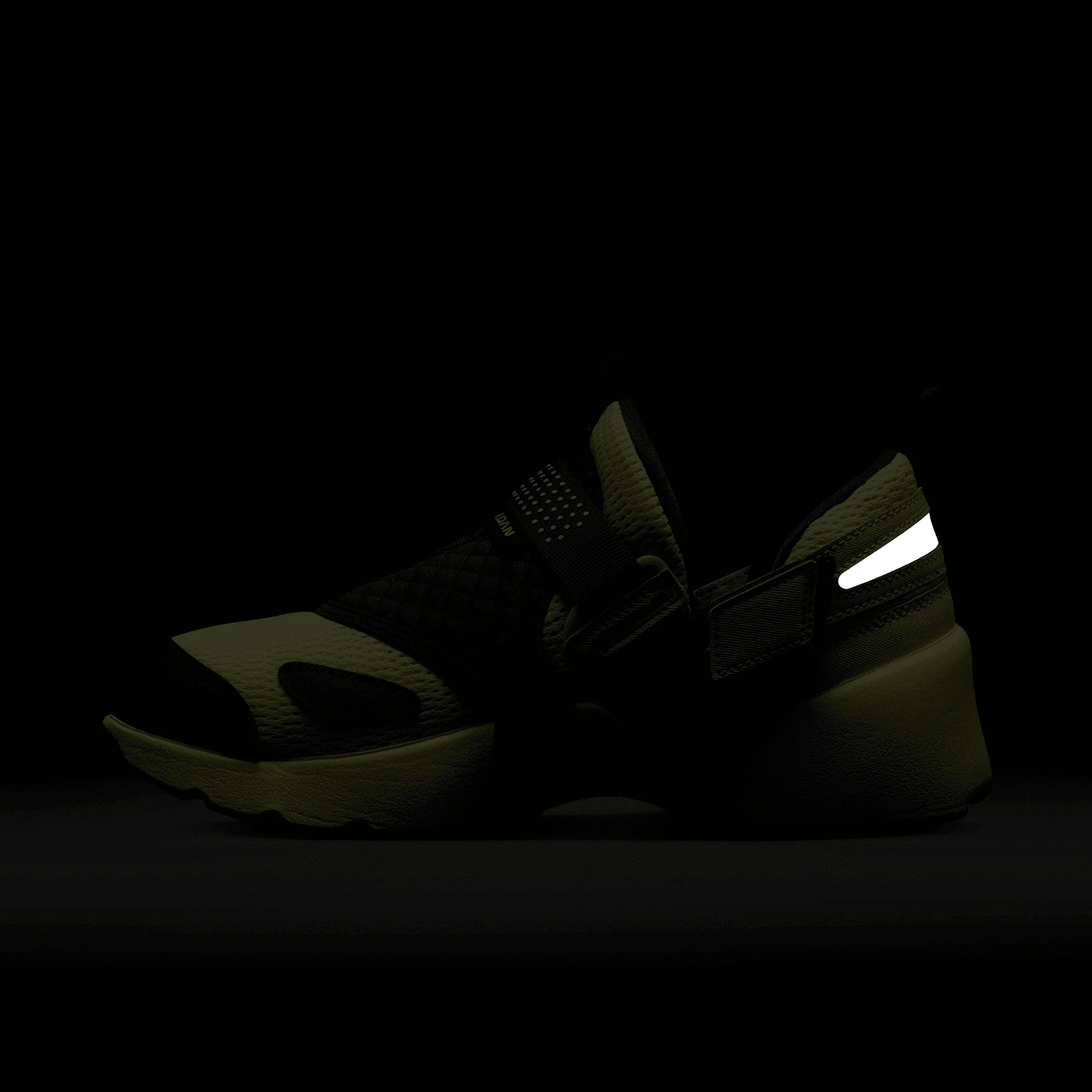 WMNS TRUNNER LX "LUMINOUS GREEN" - Image 9