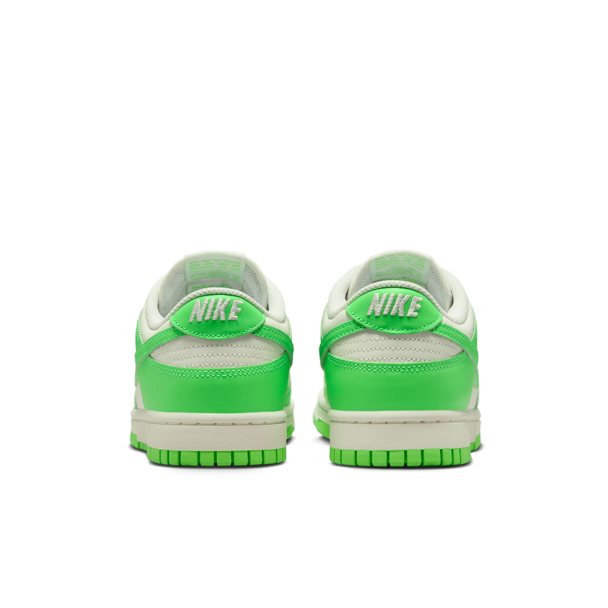 WMNS DUNK LOW "GREEN STRIKE" - Image 4