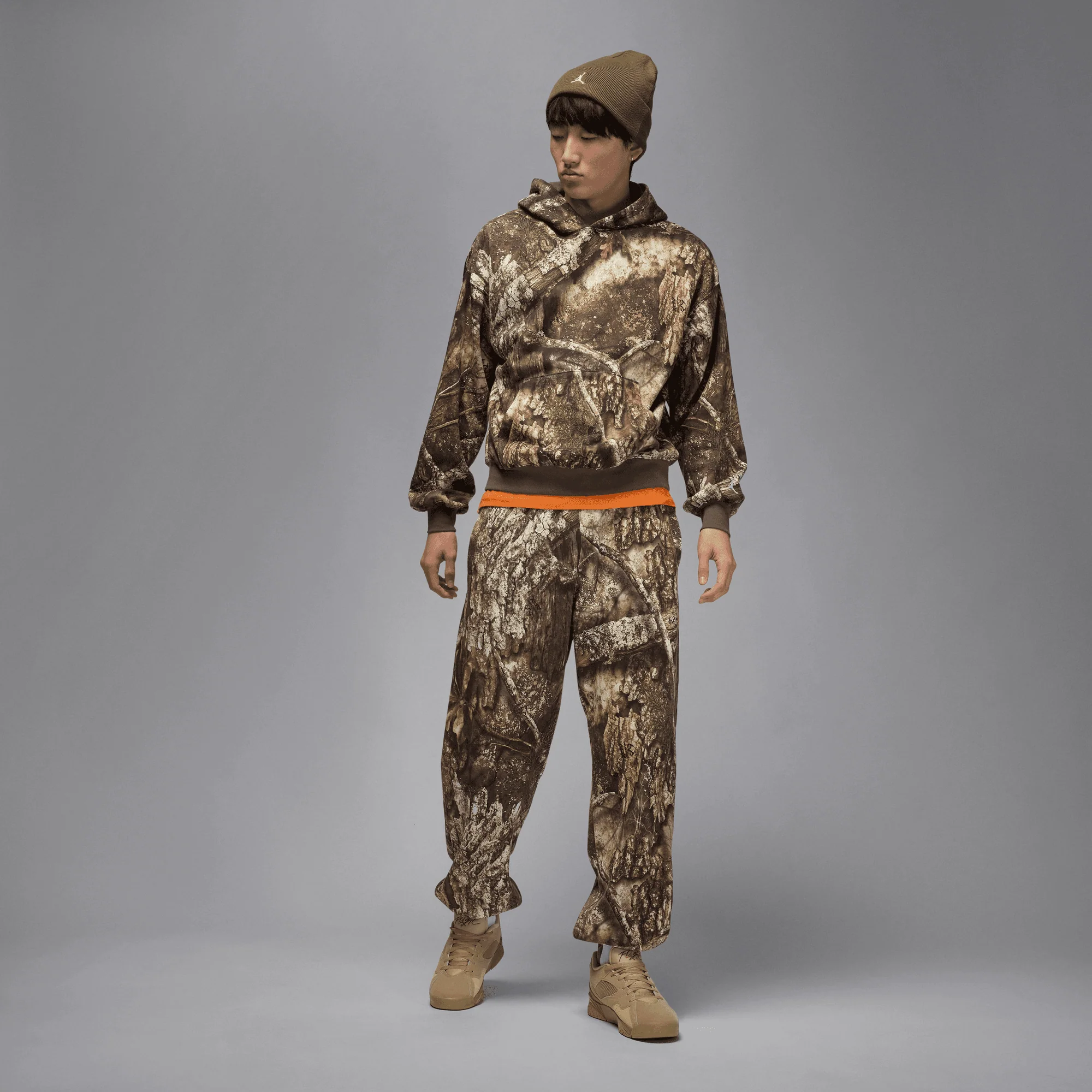 JORDAN BROOKLYN FLEECE REALTREE PANTS - MEDIUM OLIVE / SAIL - Image 3