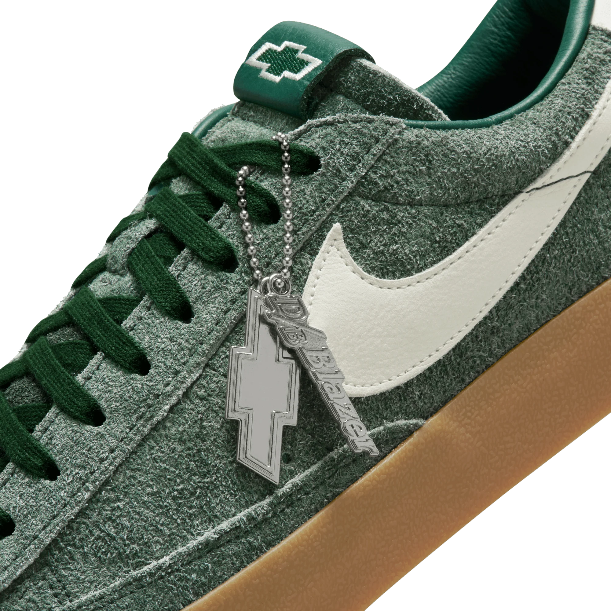 DEVIN BOOKER X NIKE X CHEVY BLAZER LOW "TEAM DARK GREEN" - Image 8