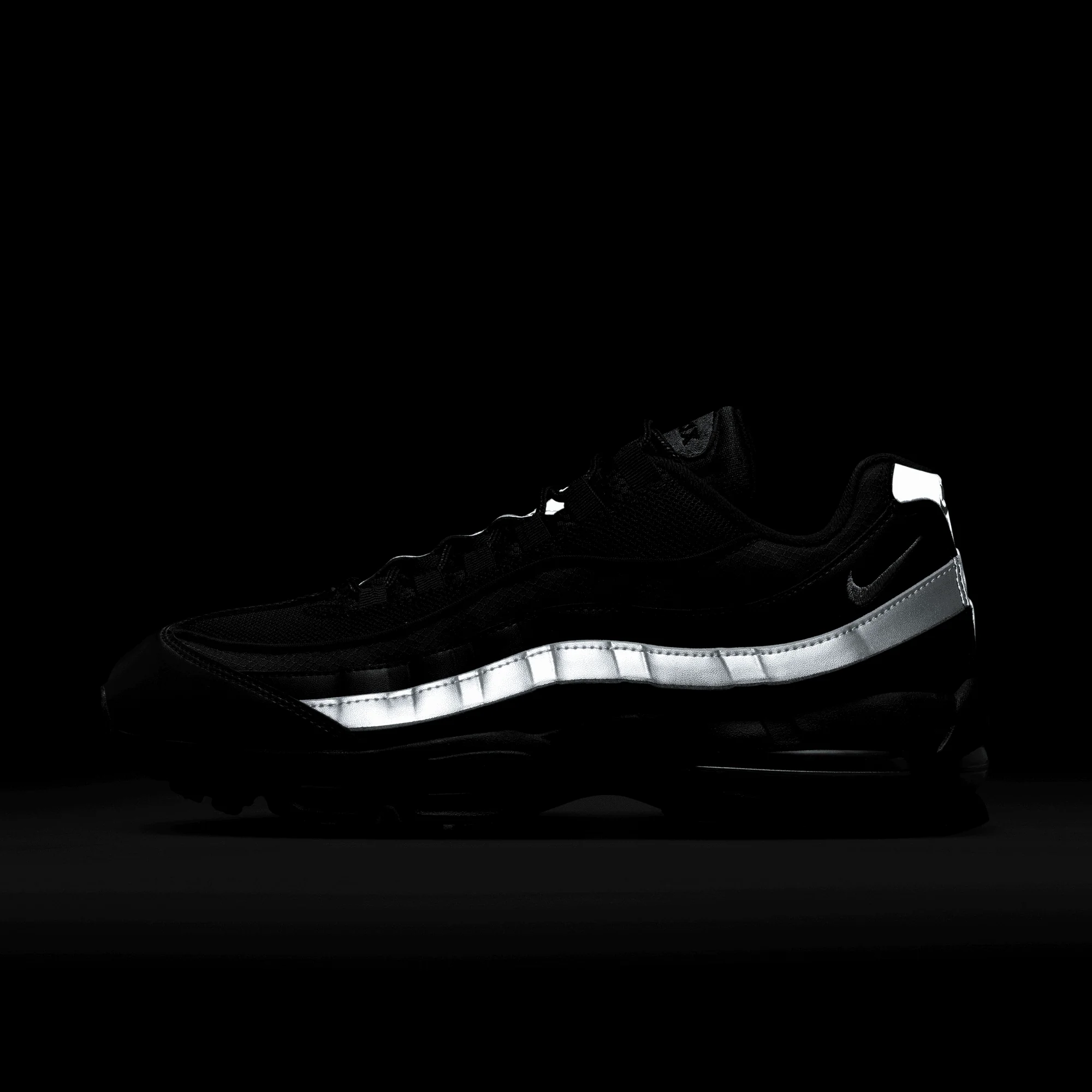 AIR MAX 95 OG - BLACK / METALLIC SILVER - Image 9