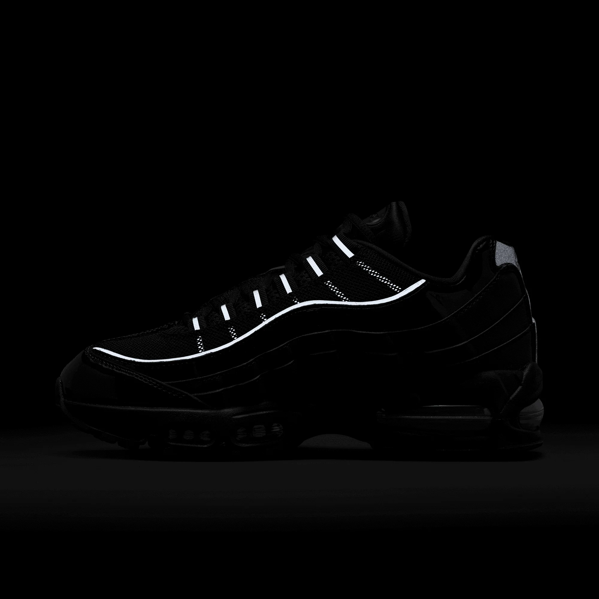 WMNS AIR MAX 95 "BLACK PATENT" - Image 9