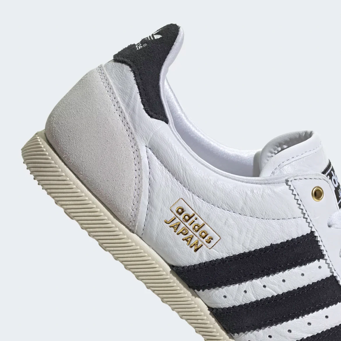 WMNS JAPAN - CLOUD WHITE / CORE BLACK / GOLD METALLIC - Image 5