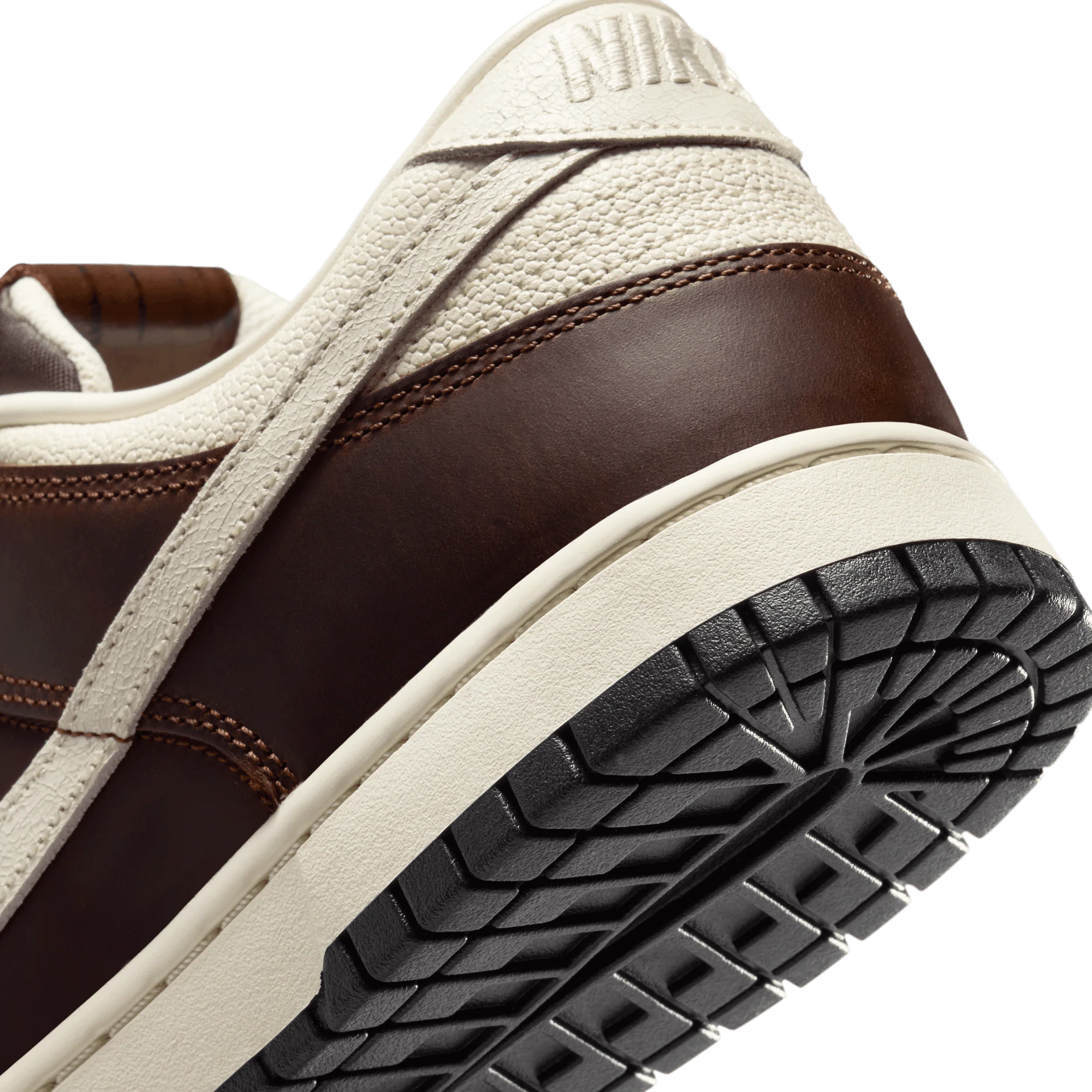 DUNK LOW RETRO - FAUNA BROWN / SOFT PEARL - Image 8