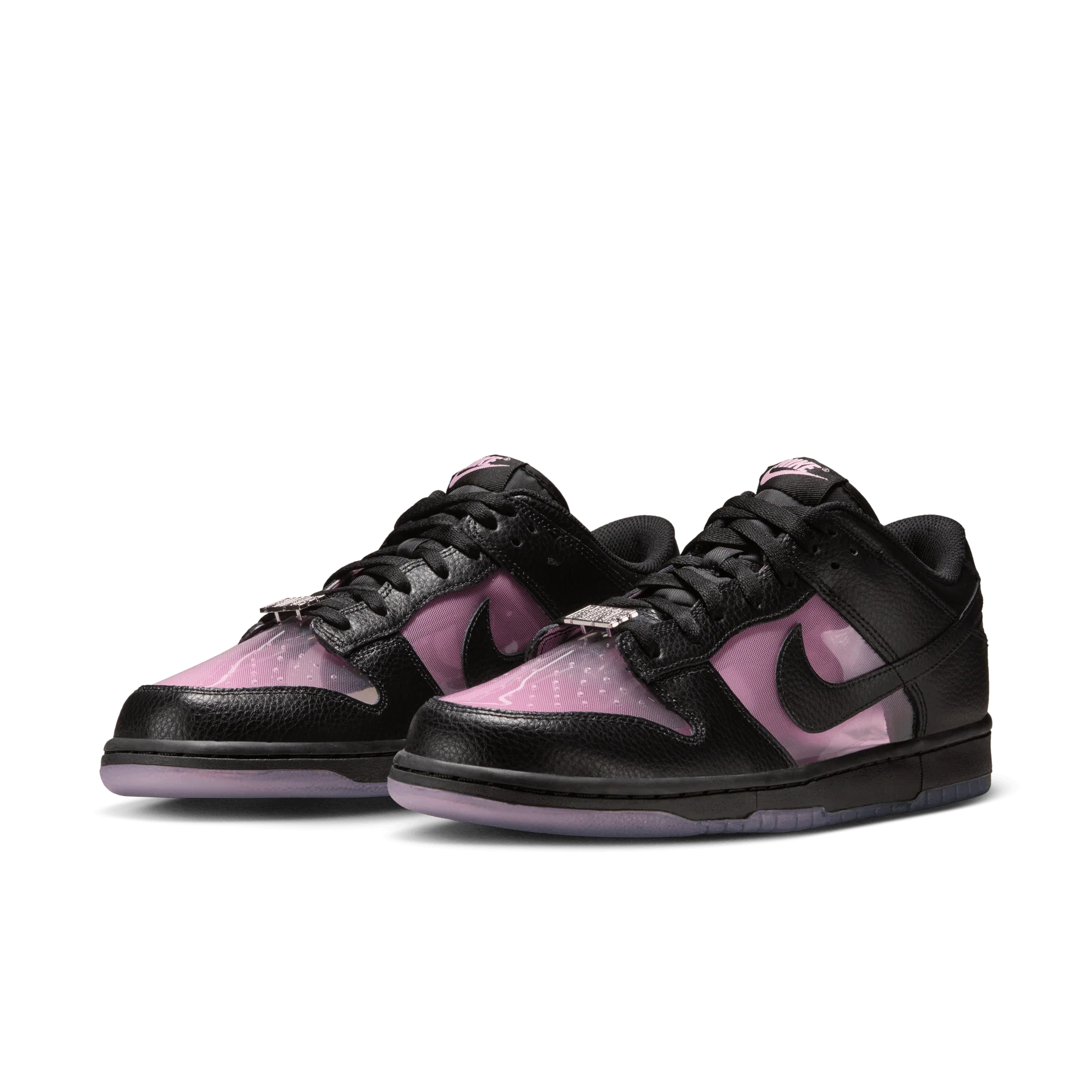 DUNK LOW RETRO PRM "TRANSPARENT PINK RISE" - Image 2