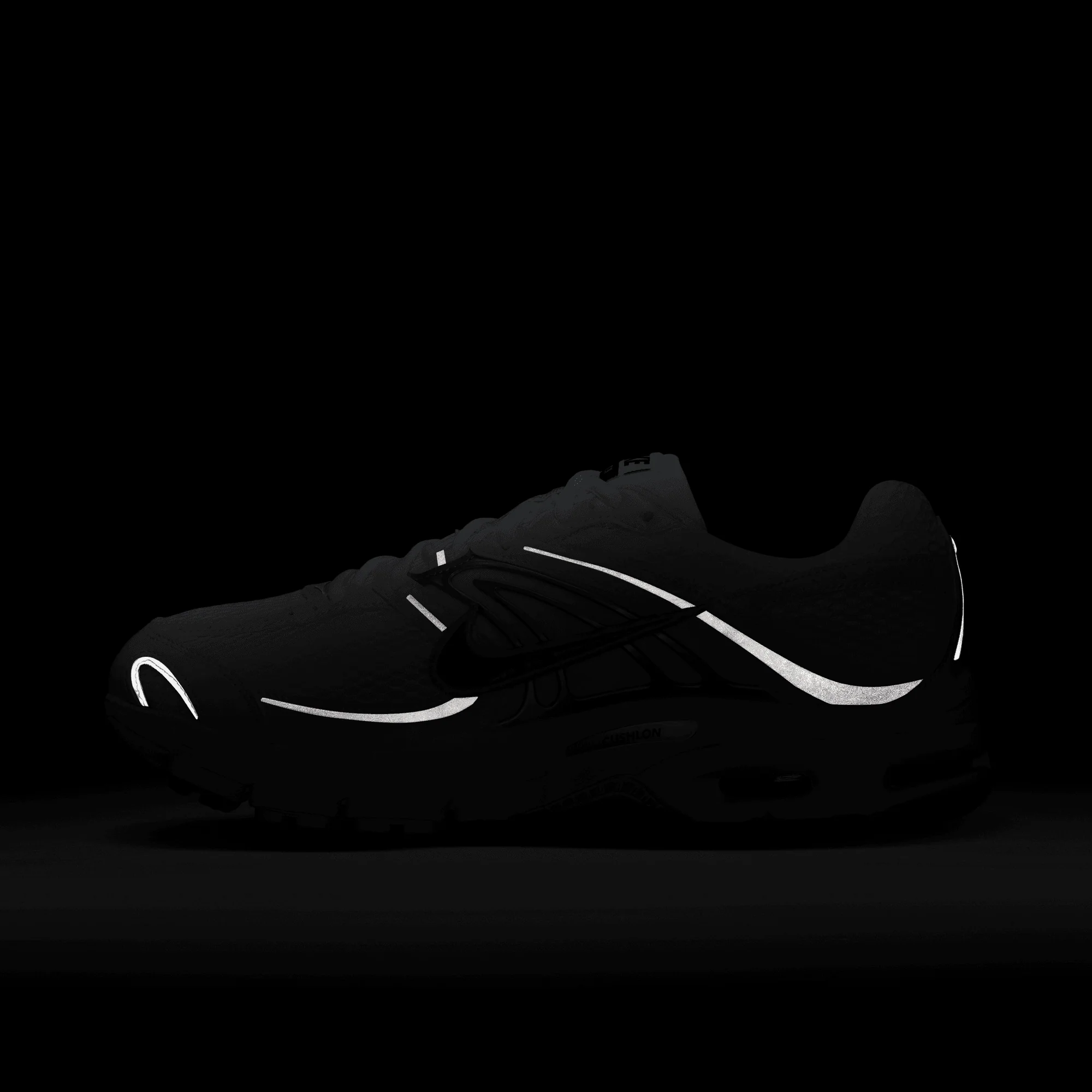 AIR MAX MOTO 2K - WHITE / BLACK - Image 9