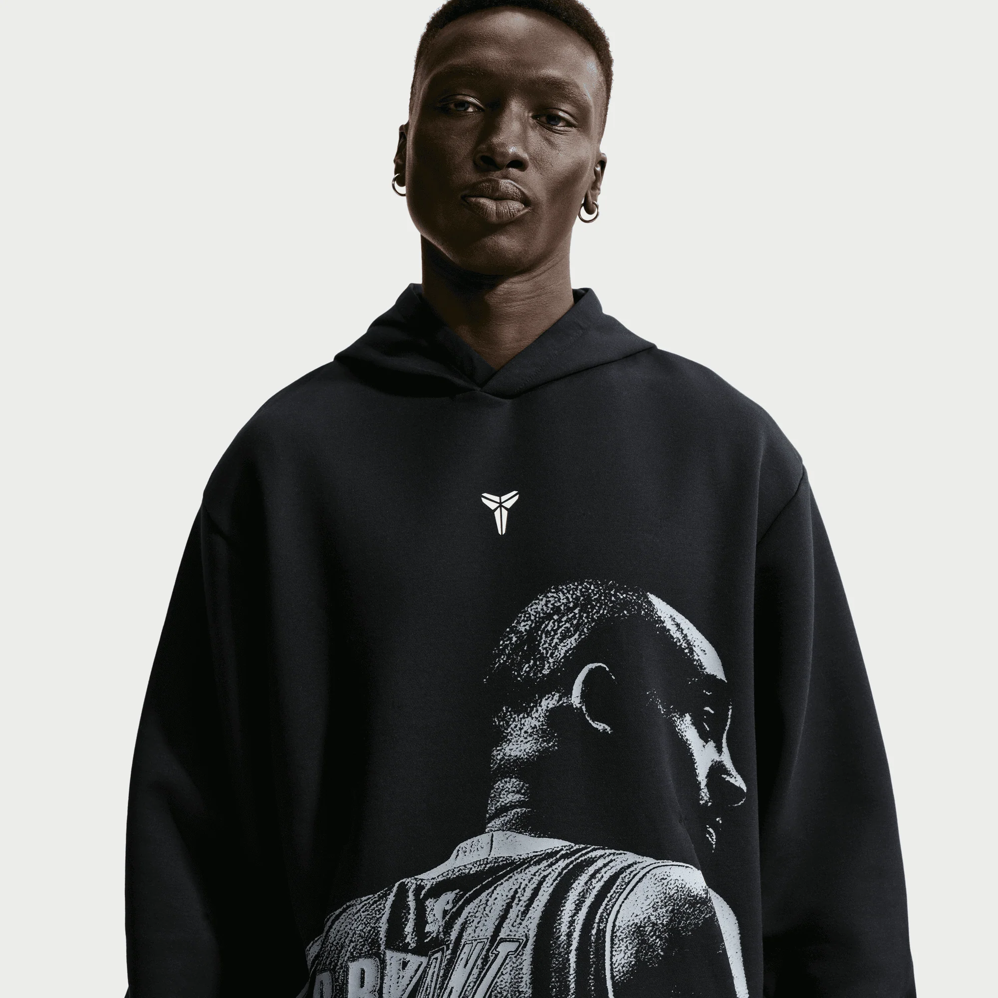 KOBE DRI-FIT BASKTBALL HOODIE - BLACK - Image 3