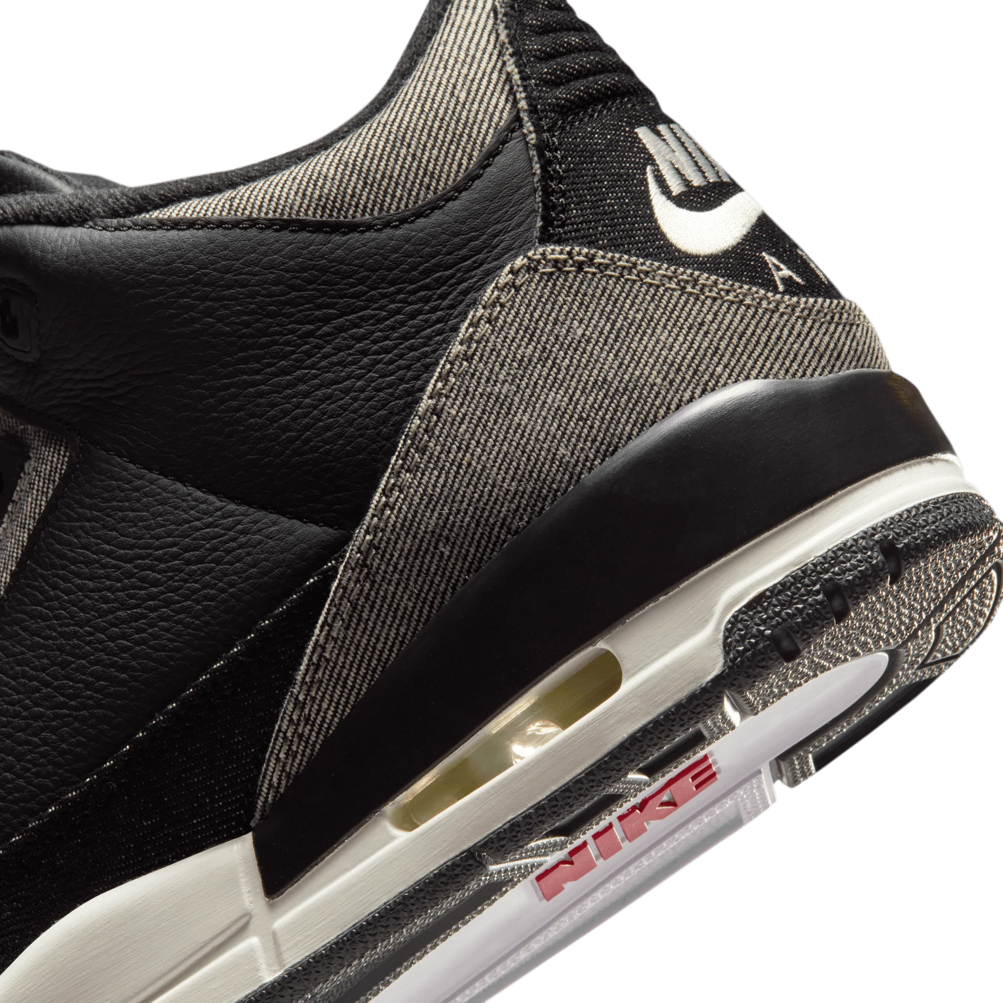 LEVI'S X AIR JORDAN 3 RETRO SP "BLACK DENIM" - Image 10