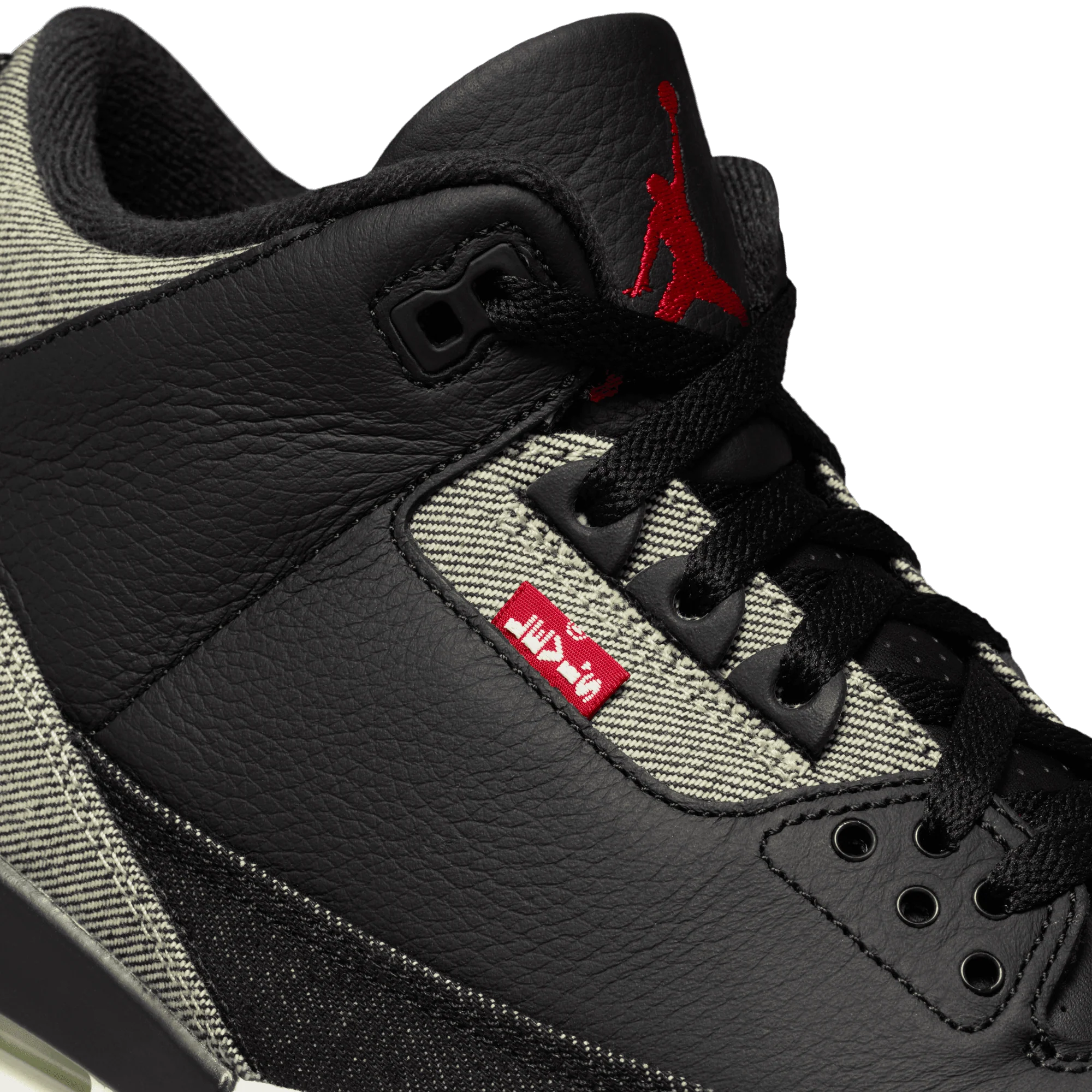 LEVI'S X AIR JORDAN 3 RETRO SP "BLACK DENIM" - Image 9
