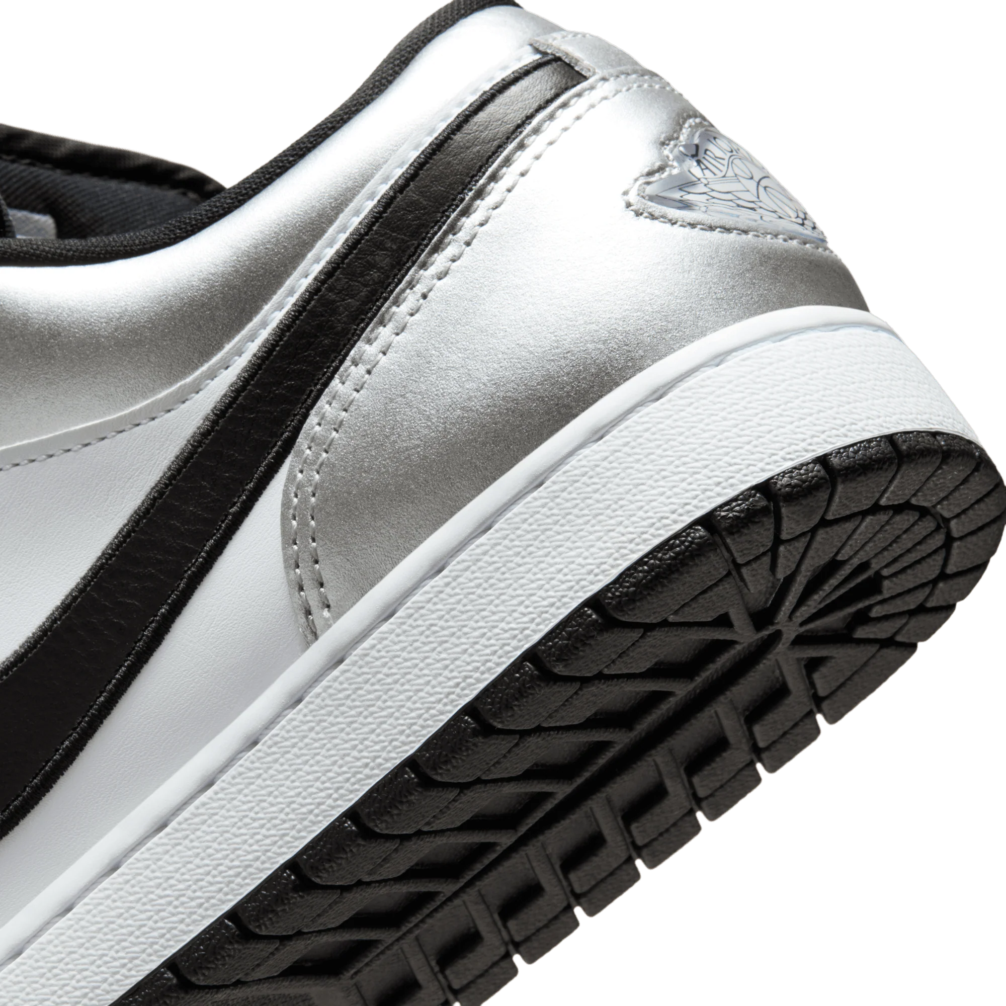 AIR JORDAN 1 LOW SE TIEMPO "METALLIC SILVER" - Image 9
