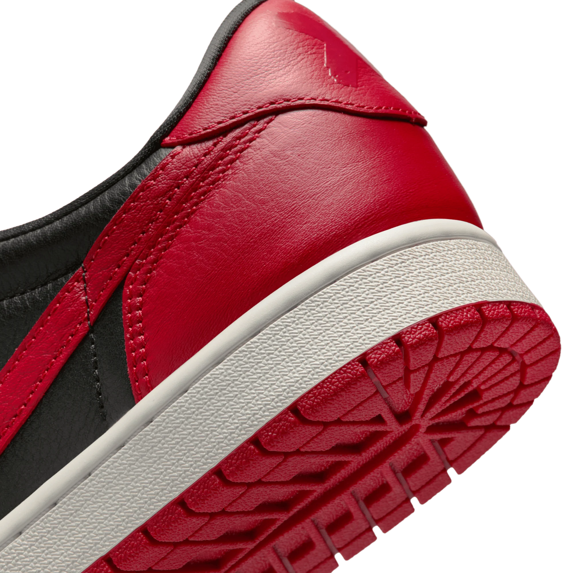 AIR JORDAN 1 RETRO LOW OG "BANNED 2026" - Image 9