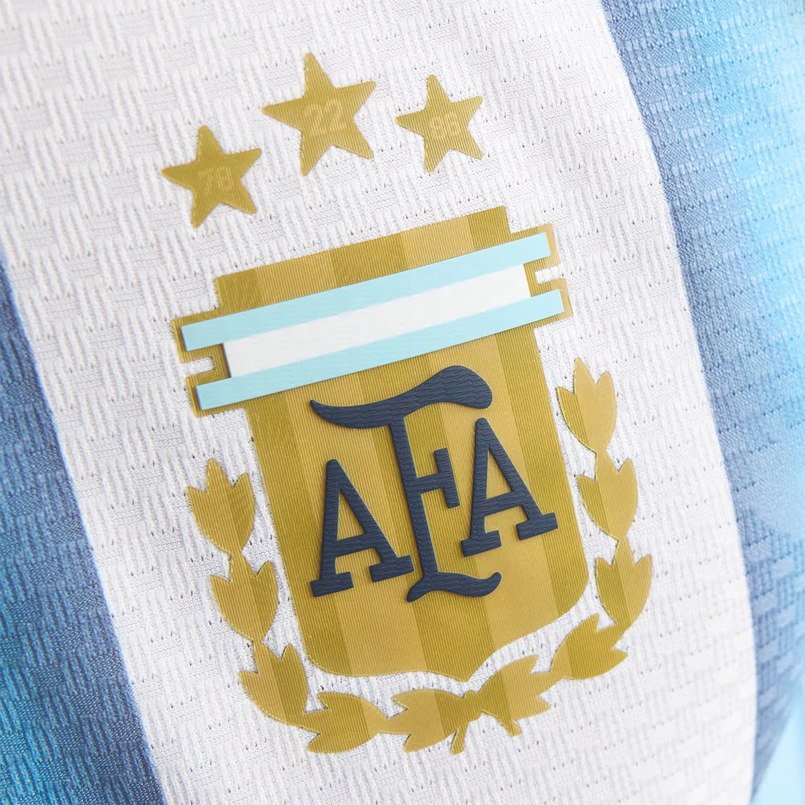 ARGENTINA '26 HOME MESSI AUTHENTIC JERSEY - WHITE / ICEY BLUE - Image 3