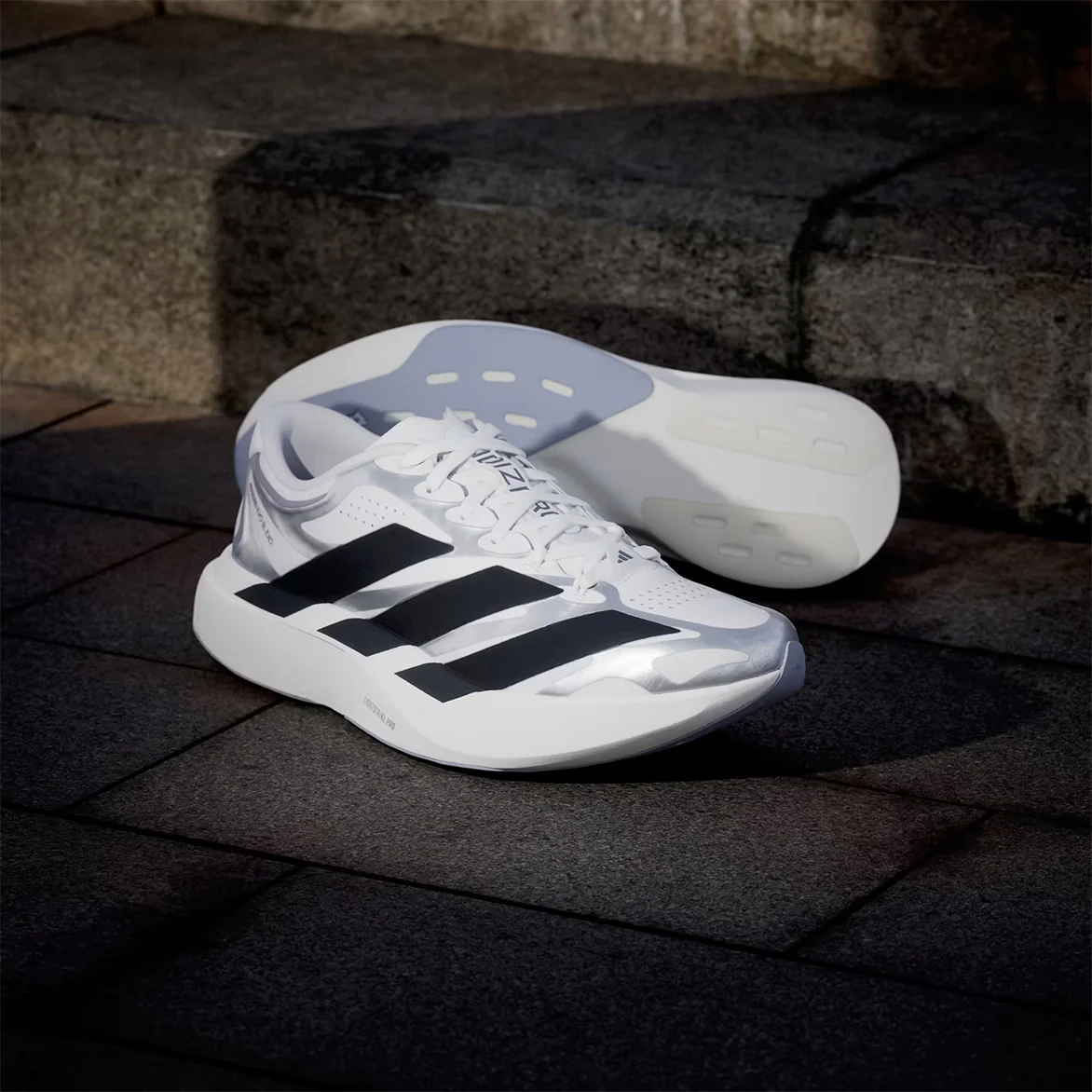 WMNS ADIZERO EVO SL EXO - CLOUD WHITE / CORE BLACK / IRON METALLIC - Image 2
