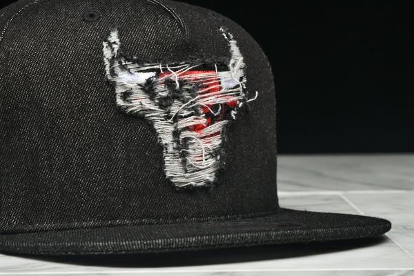 LAPSTONE & HAMMER x MITCHELL & NESS "BLACK DESTRUCTED DENIM" - BULLS - Image 7