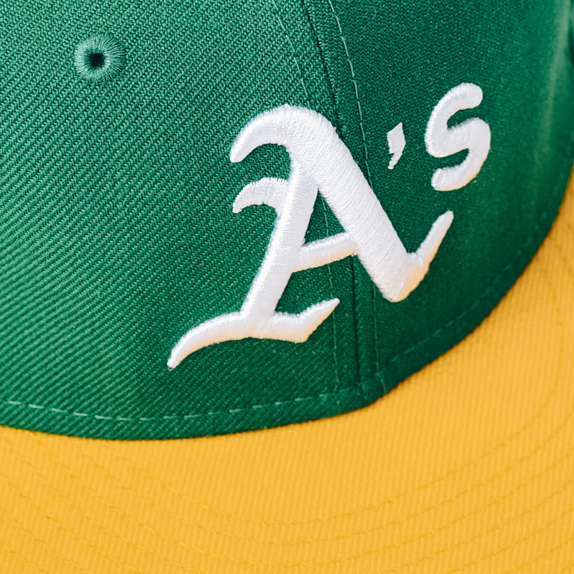 WORLD SERIES COLLECTION 5950 FITTED HAT "OAKLAND A'S '73" - Image 2