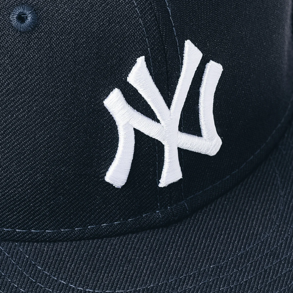 WORLD SERIES COLLECTION 5950 FITTED HAT "NEW YORK YANKEES '98" - Image 5