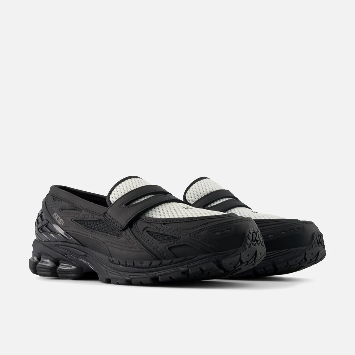 1906L - BLACK / ANGORA - Image 2