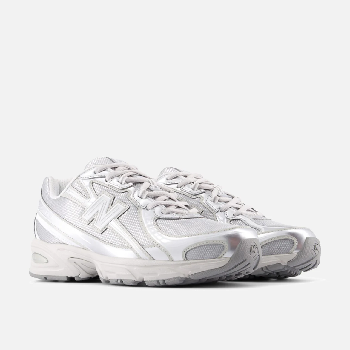 740 - METALLIC SILVER 877 C - Image 2