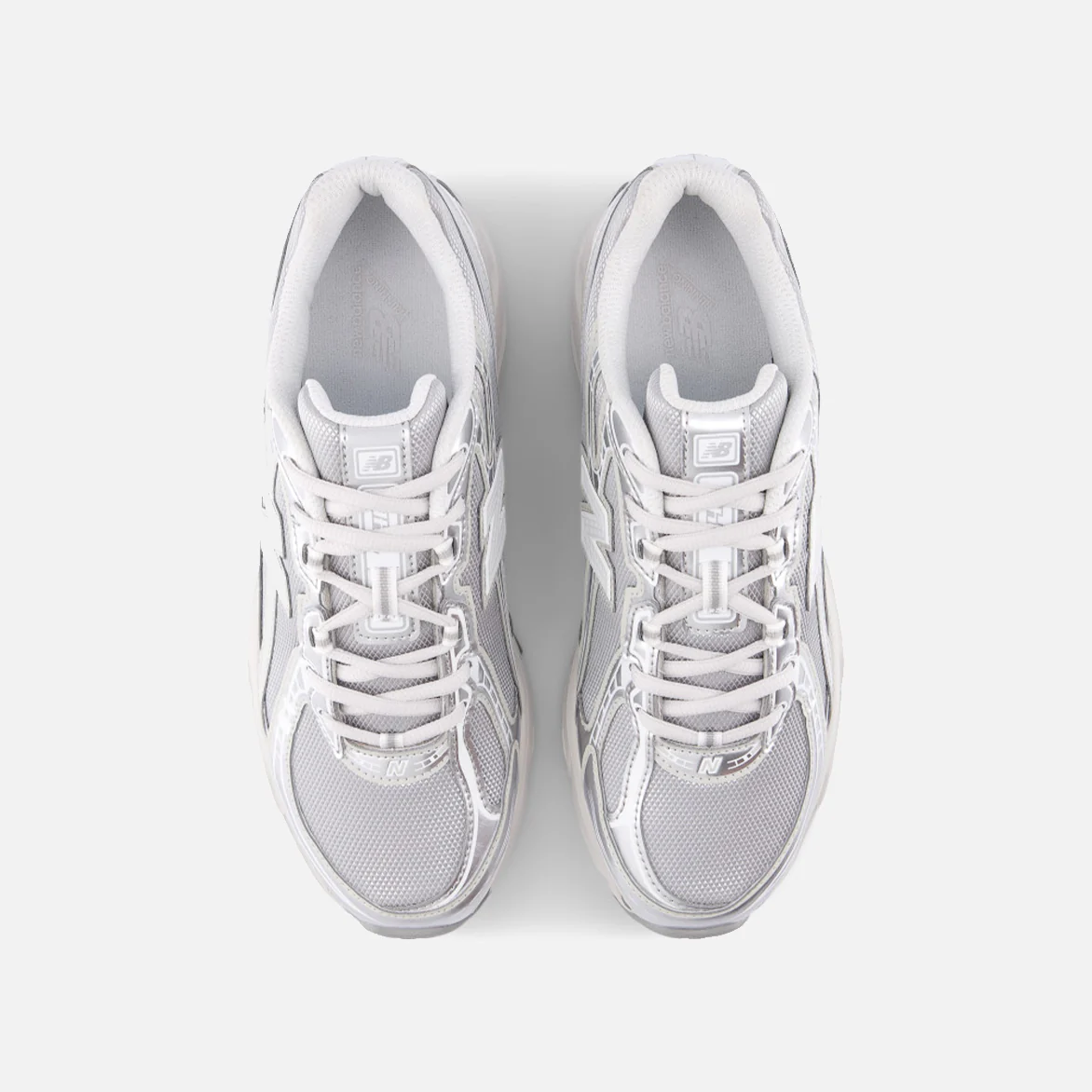 740 - METALLIC SILVER 877 C - Image 4