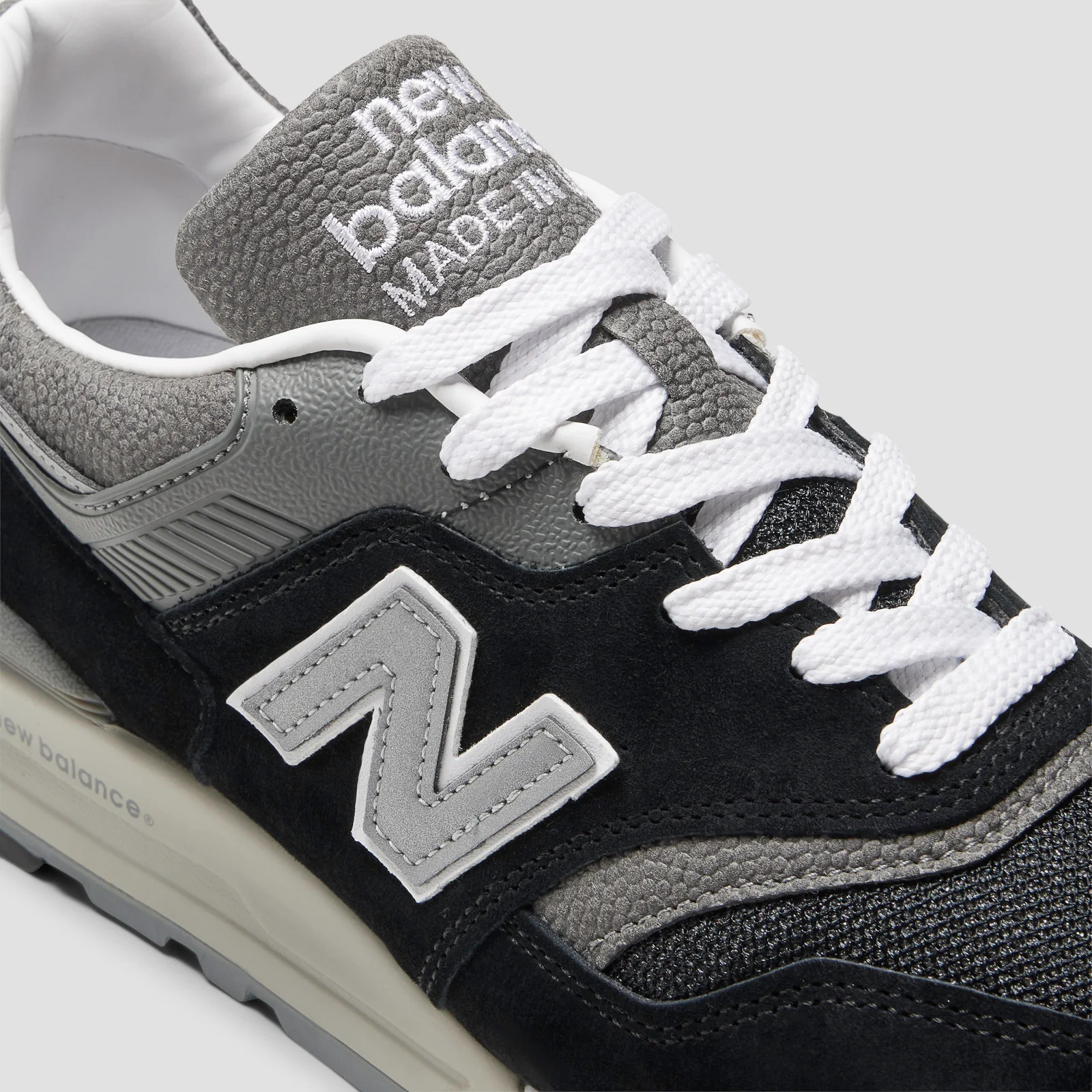 997 MADE IN USA "BLACK" - Image 5