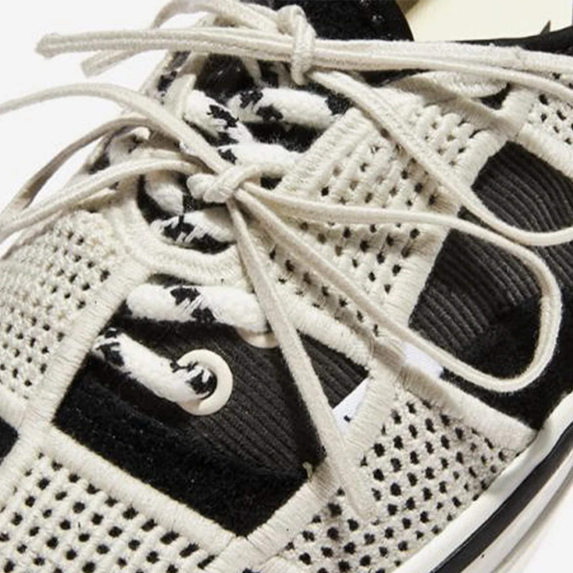 LX AUTHENTIC 44 SHELL KNIT - BLACK / EGRET - Image 4